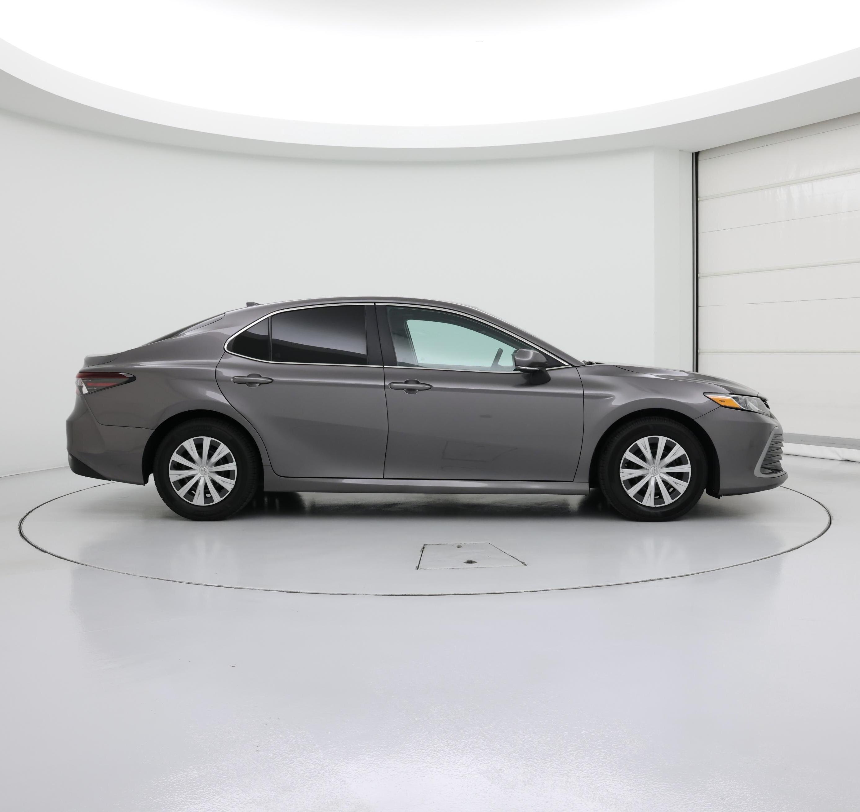 Thumbnail: 2022 Toyota Camry - 7