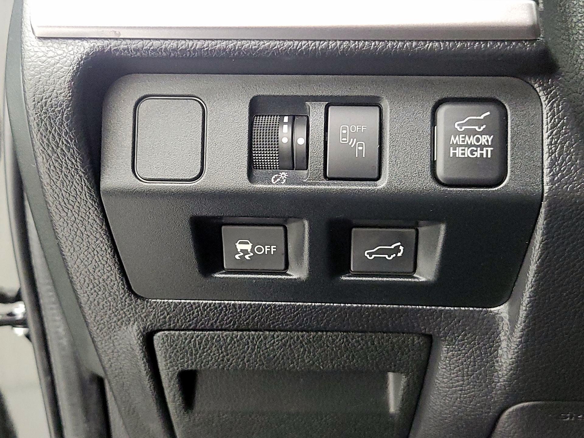 Thumbnail: 2017 Subaru Forester - 13