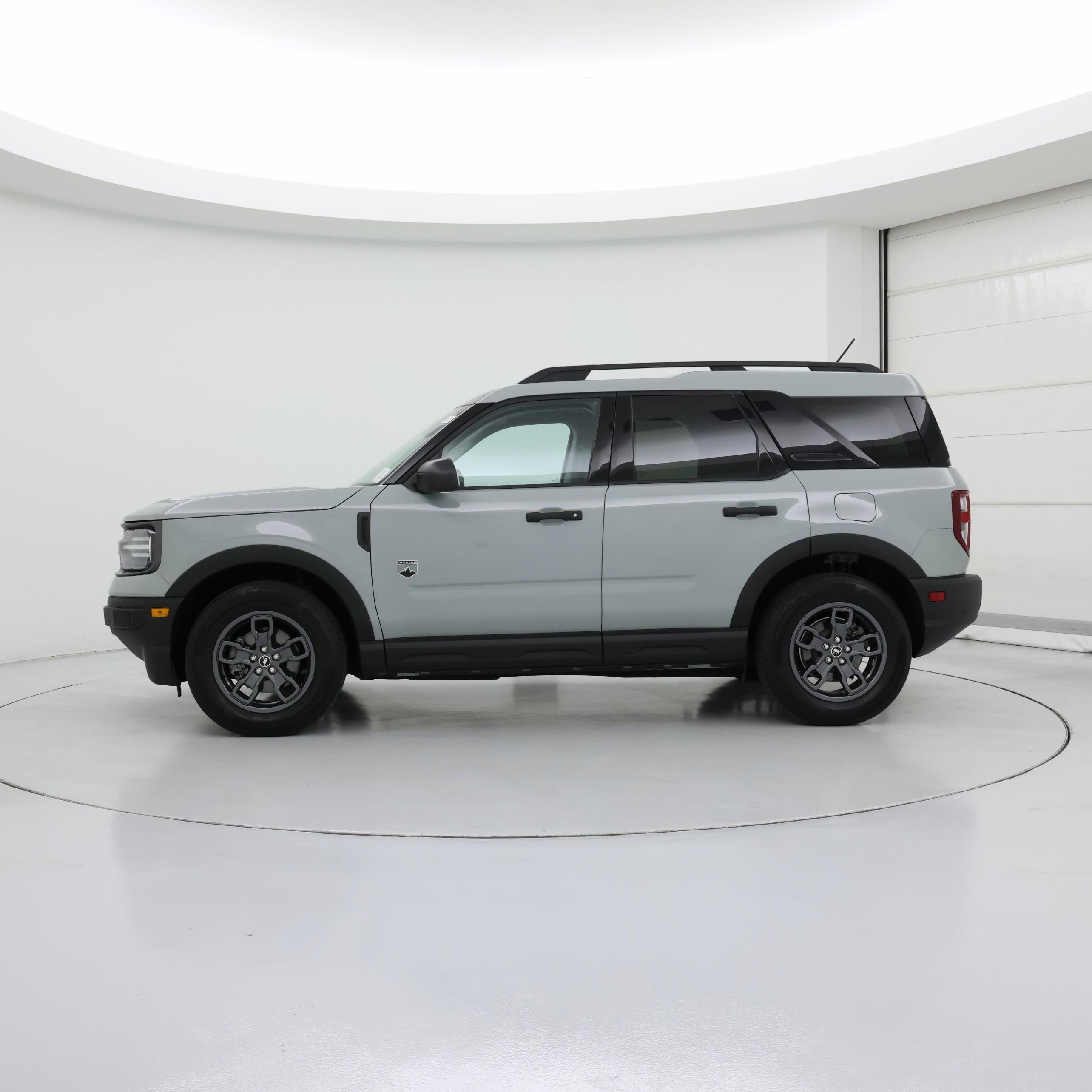 Thumbnail: 2023 Ford Bronco Sport - 3