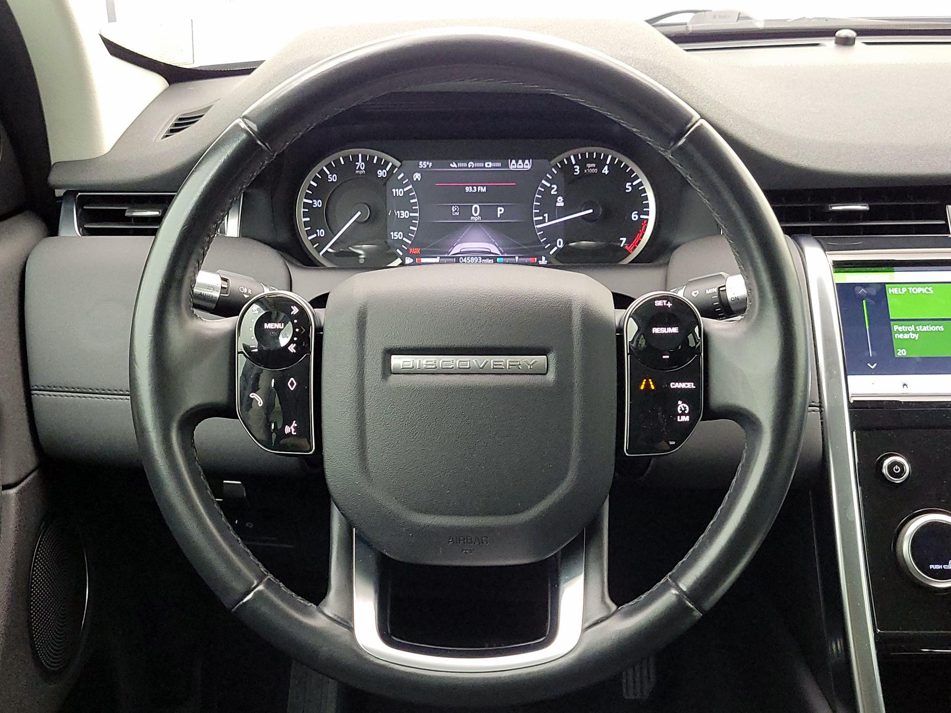 Thumbnail: 2020 Land Rover Discovery Sport - 10