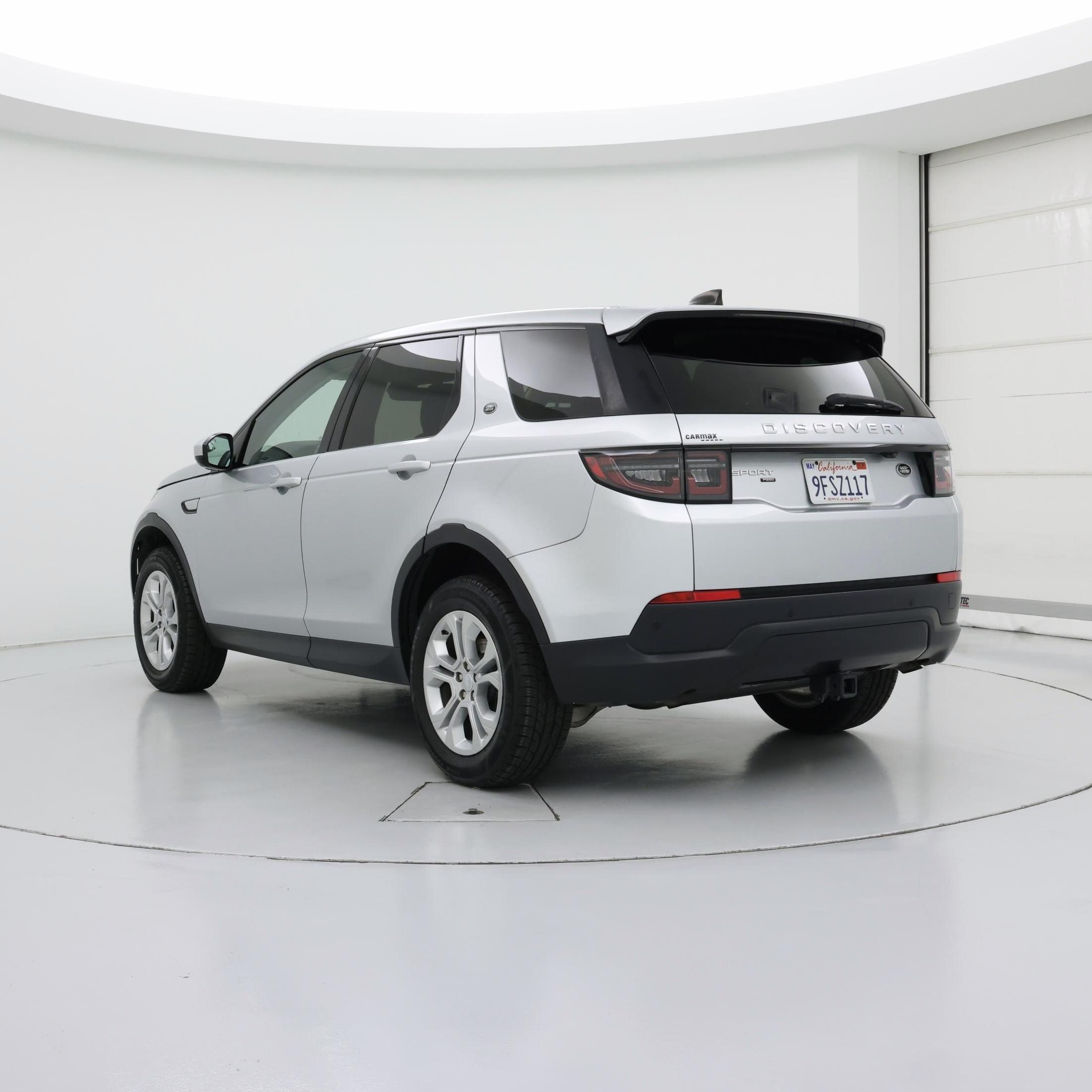 Thumbnail: 2020 Land Rover Discovery Sport - 2