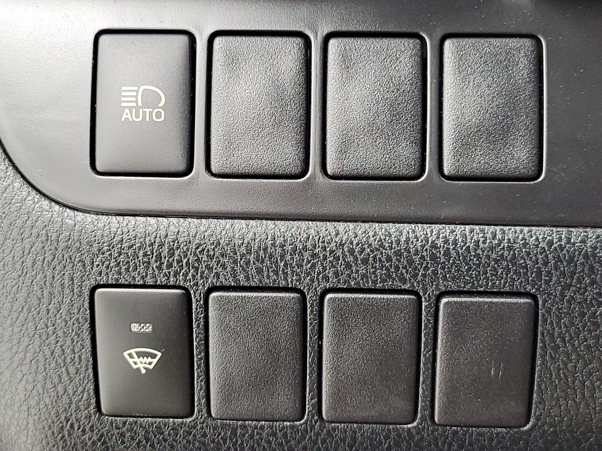 Thumbnail: 2019 Toyota Highlander - 13