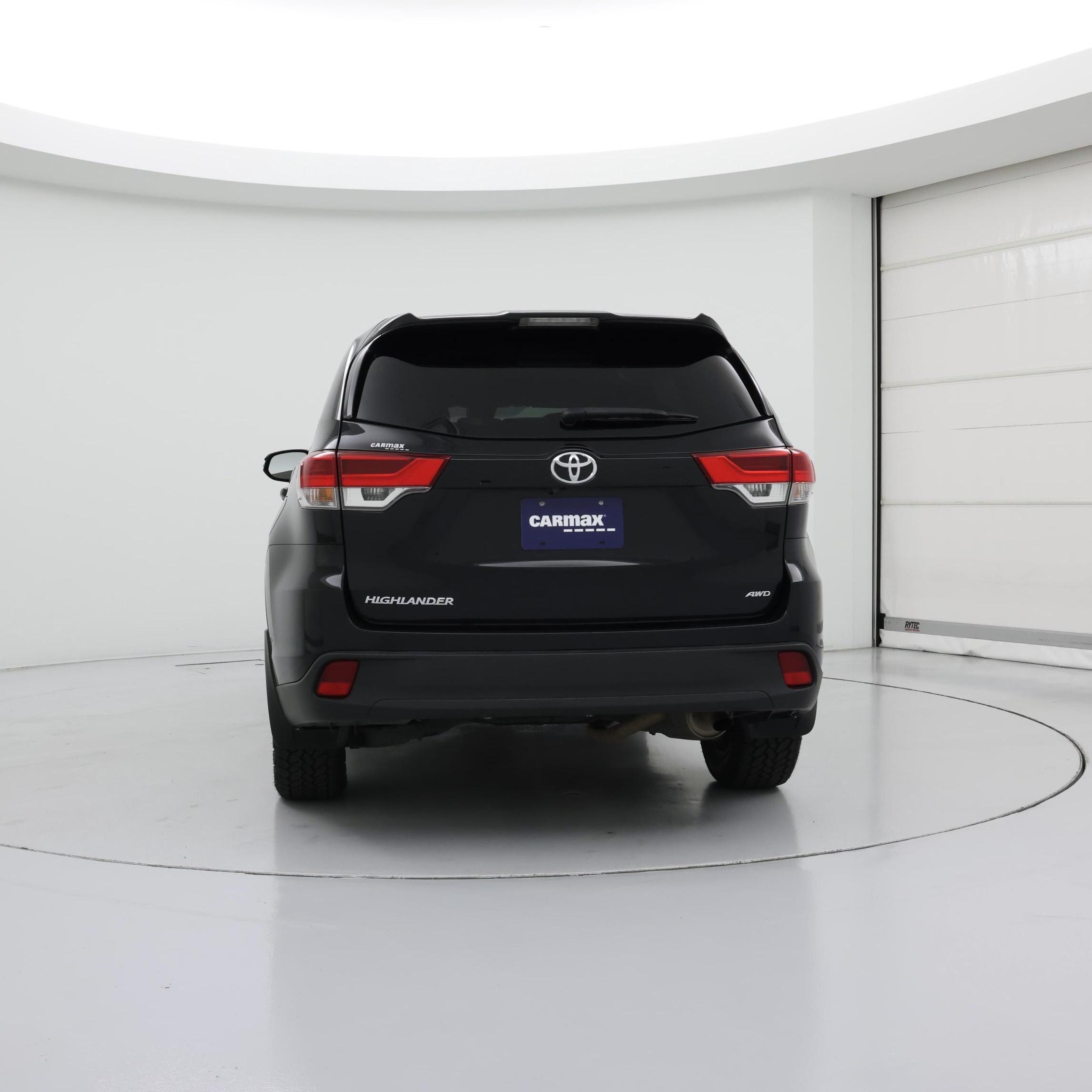 Thumbnail: 2019 Toyota Highlander - 6