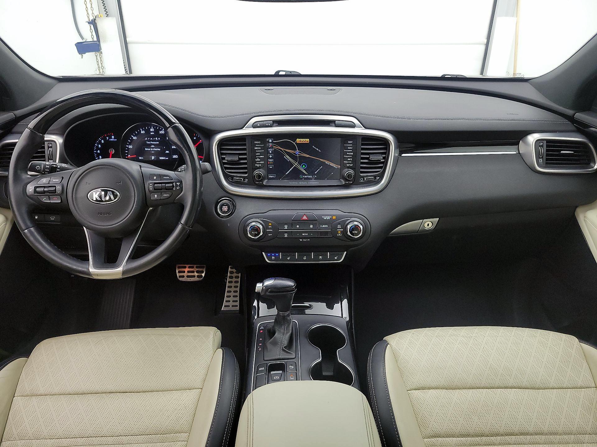 Thumbnail: 2016 Kia Sorento - 9