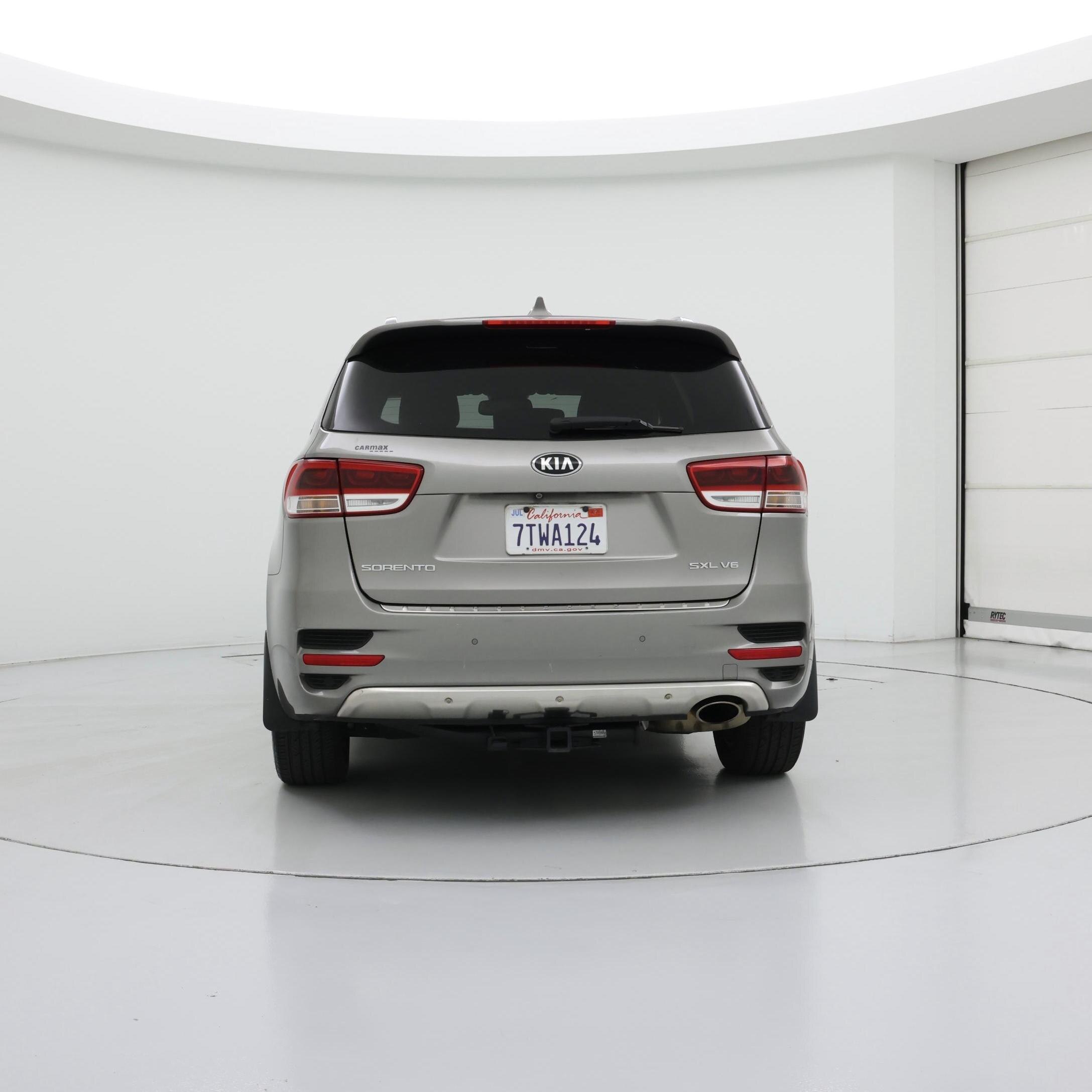 Thumbnail: 2016 Kia Sorento - 6