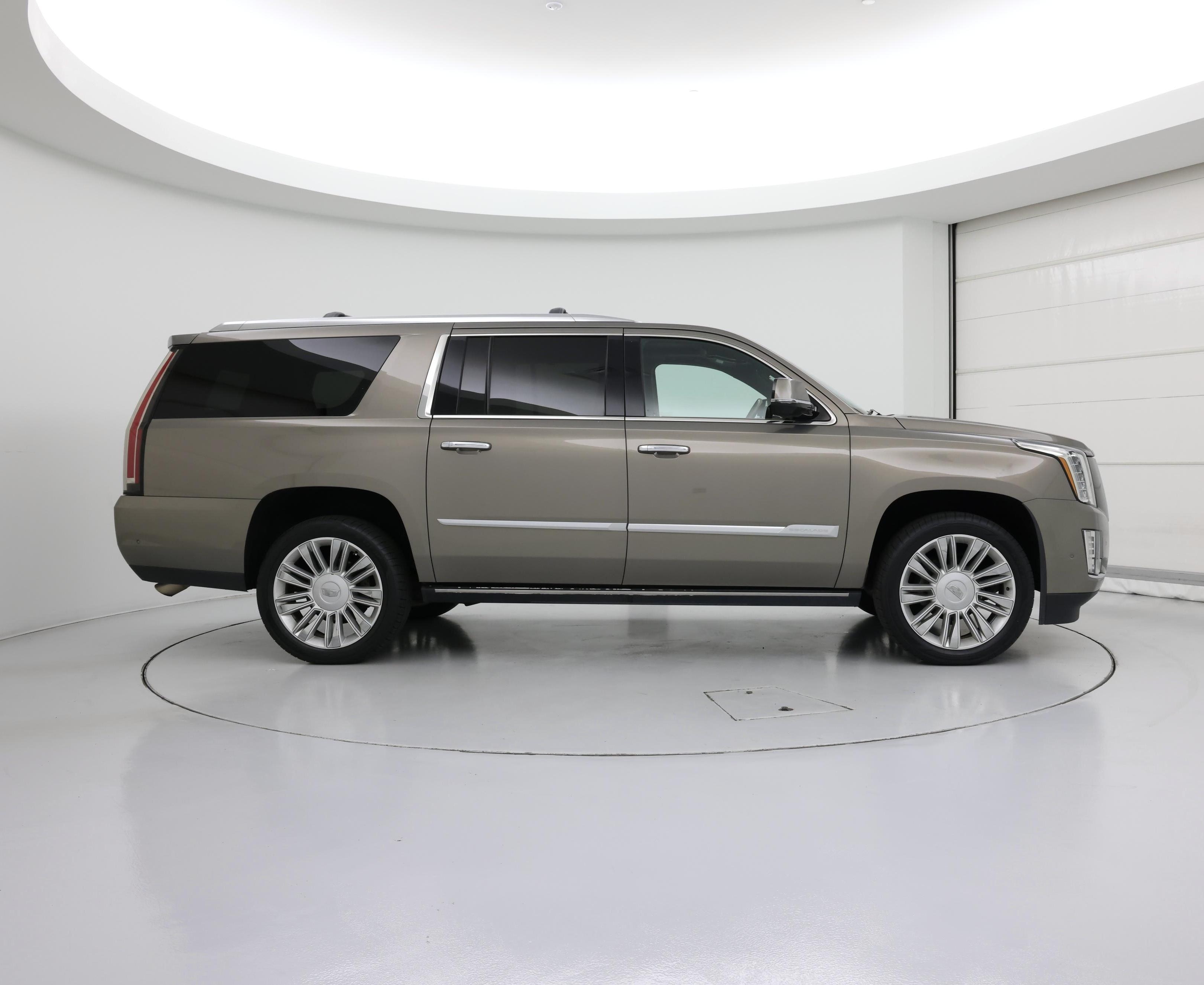 Thumbnail: 2019 Cadillac Escalade - 7
