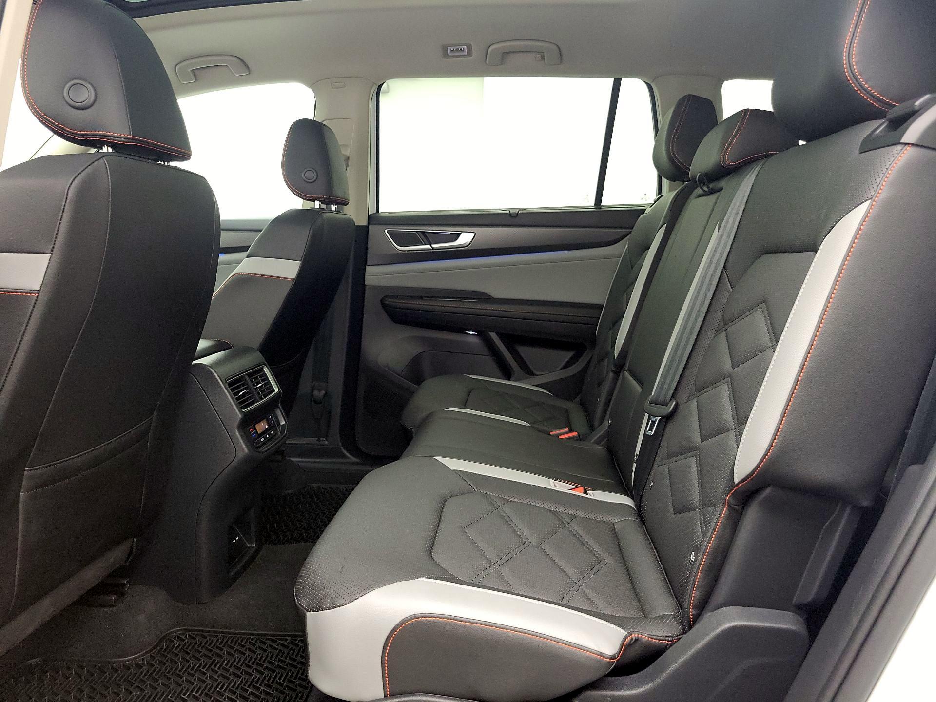 Thumbnail: 2025 Volkswagen Atlas - 20