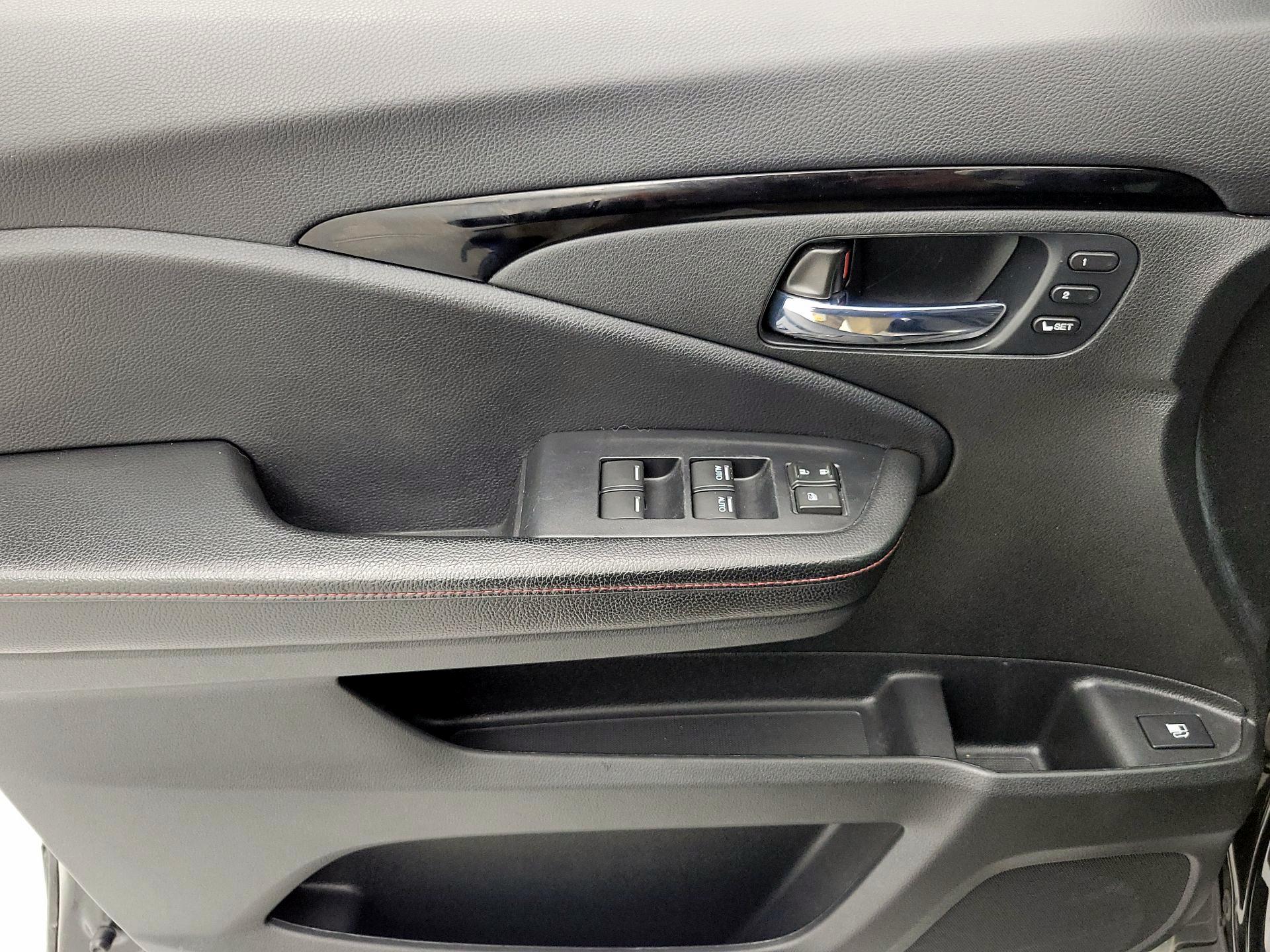 Thumbnail: 2020 Honda Ridgeline - 12