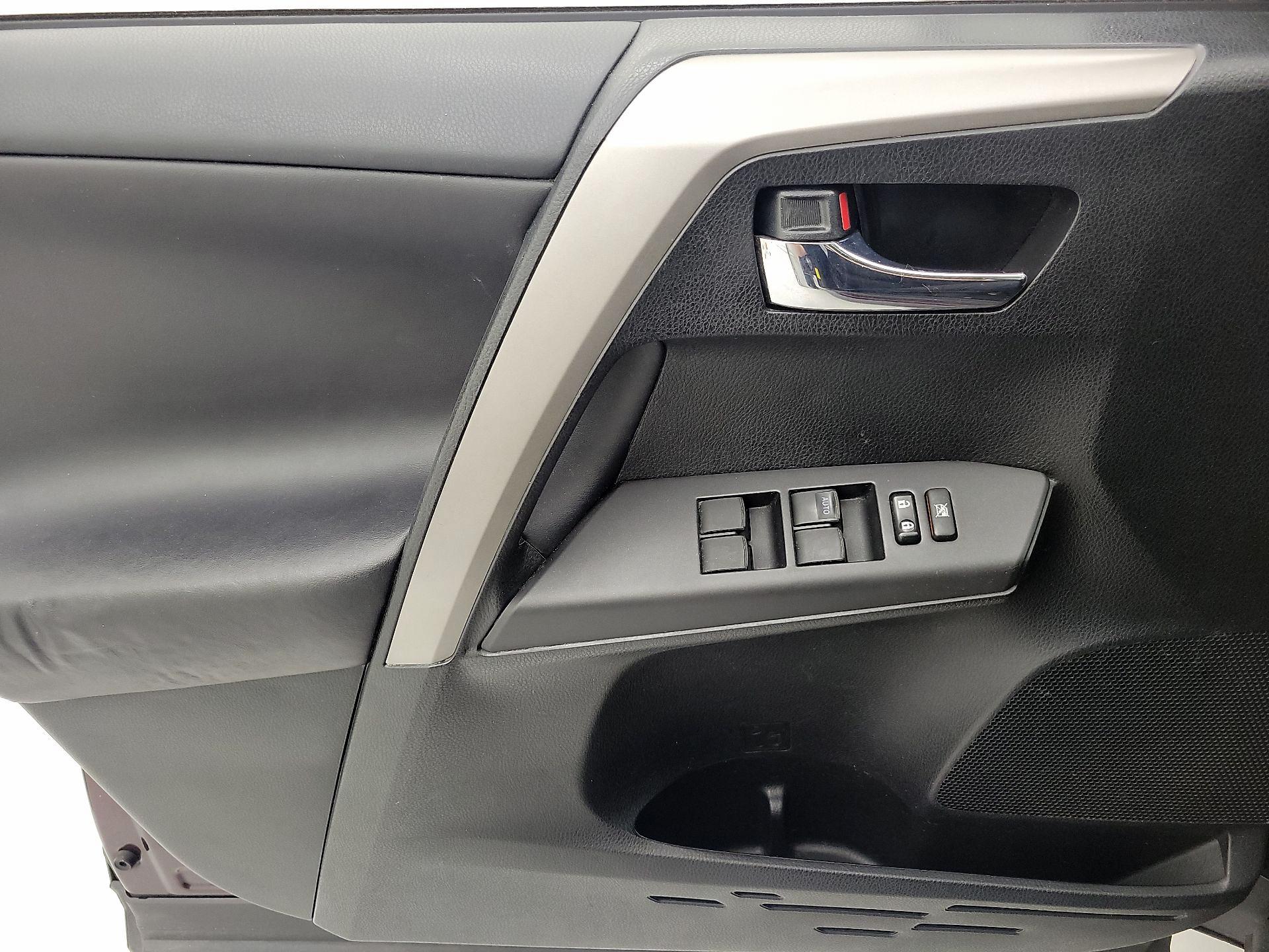 Thumbnail: 2017 Toyota RAV4 - 12