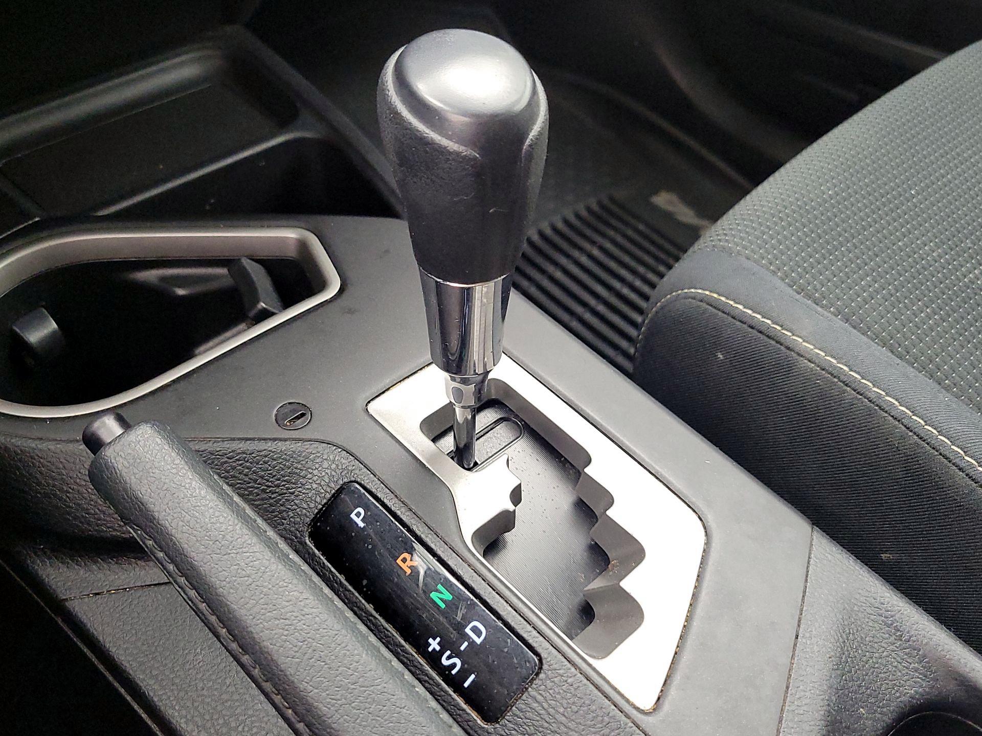 Thumbnail: 2017 Toyota RAV4 - 18