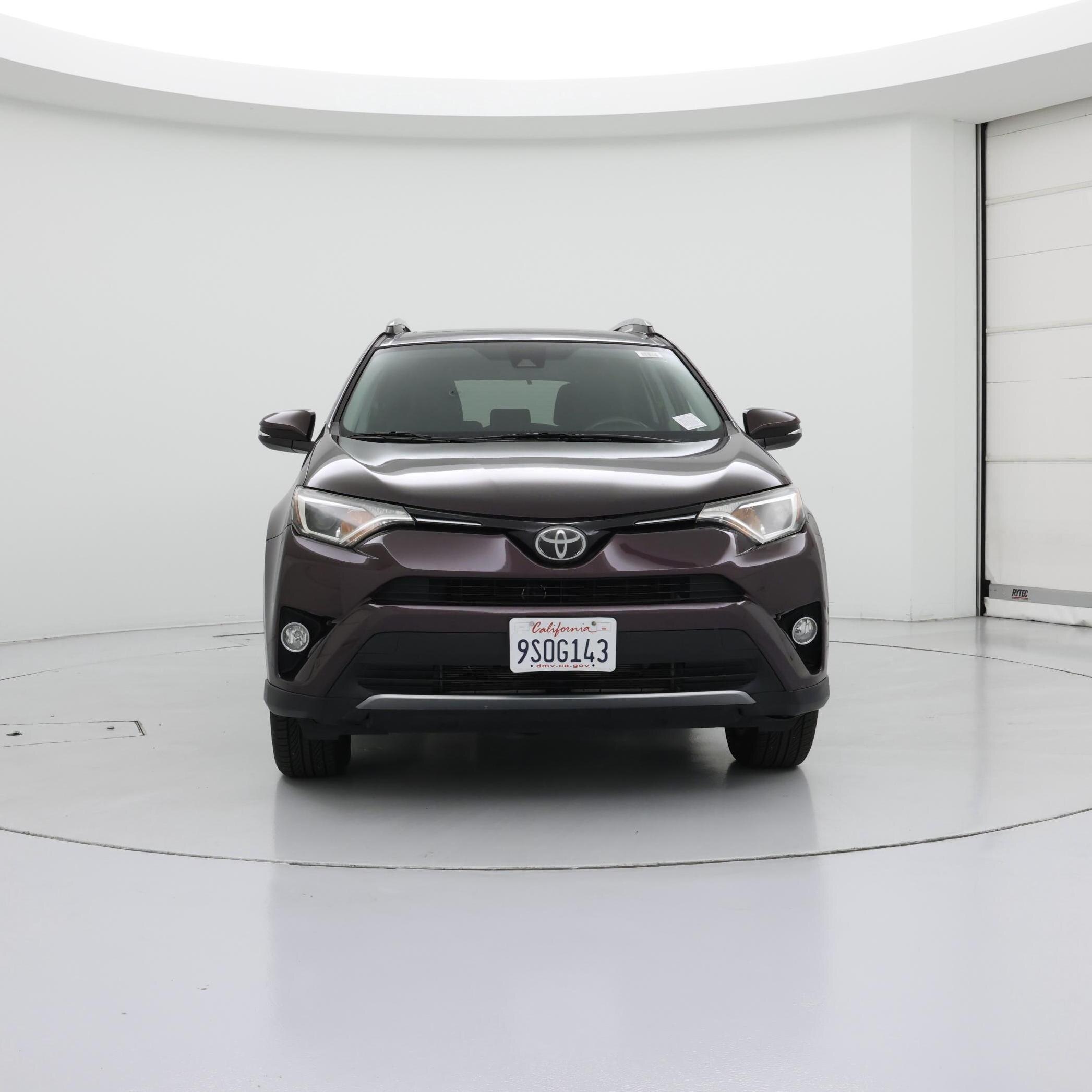 Thumbnail: 2017 Toyota RAV4 - 5
