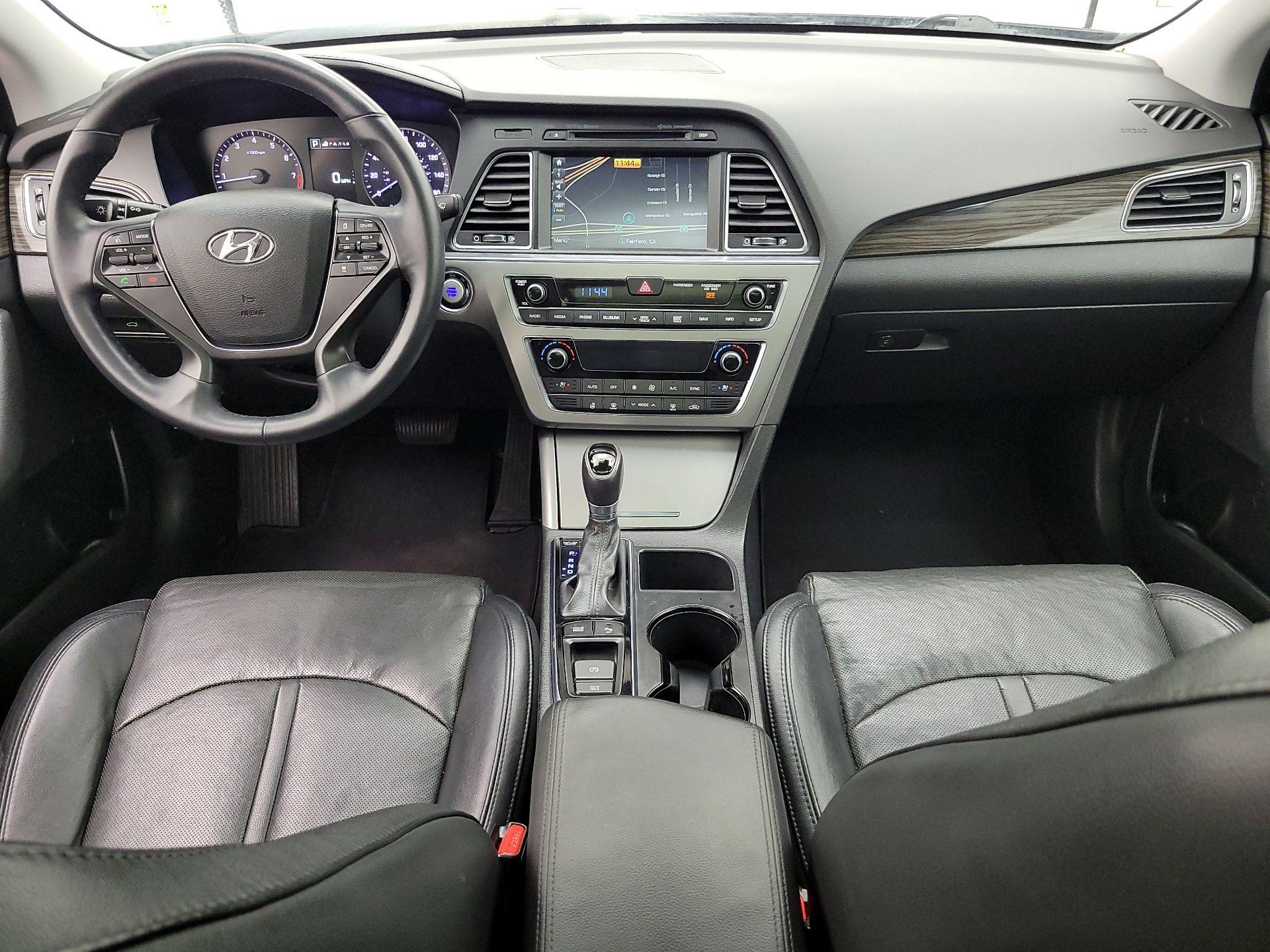 Thumbnail: 2015 Hyundai Sonata - 9