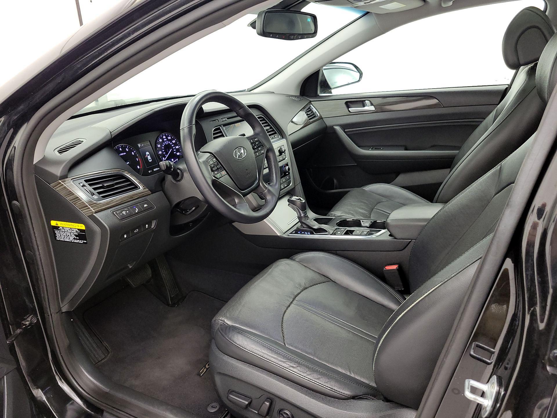 Thumbnail: 2015 Hyundai Sonata - 11