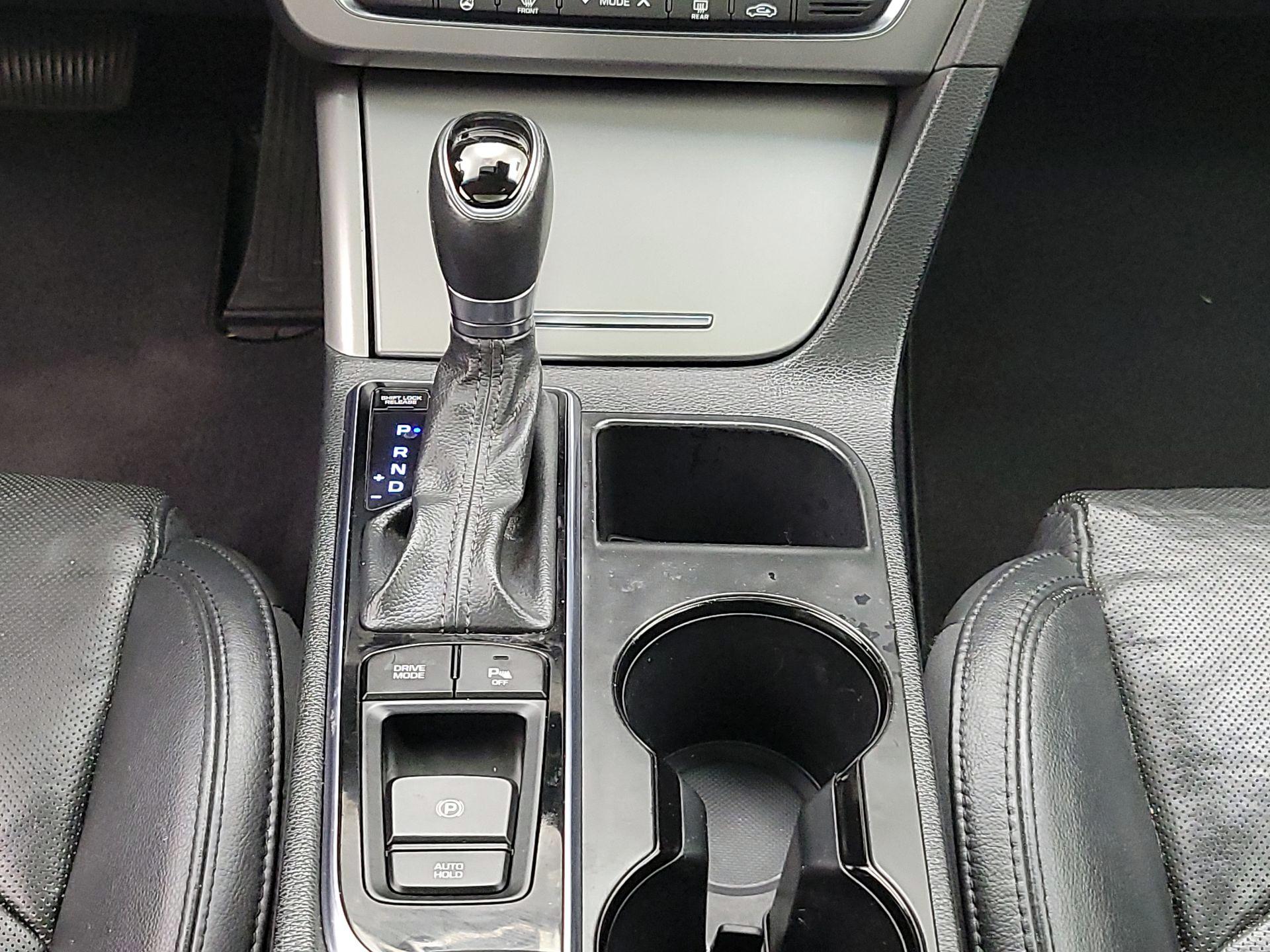 Thumbnail: 2015 Hyundai Sonata - 18