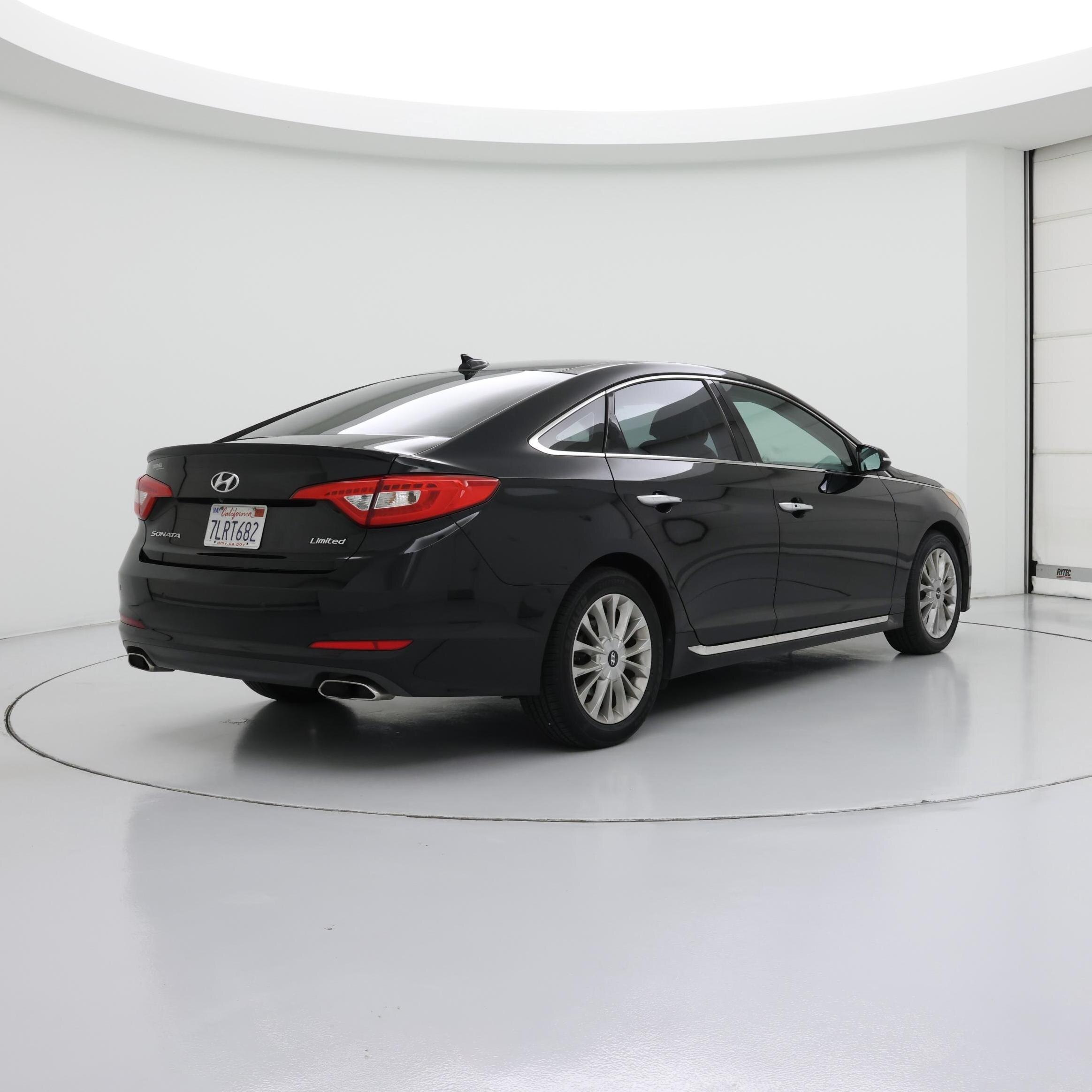 Thumbnail: 2015 Hyundai Sonata - 8