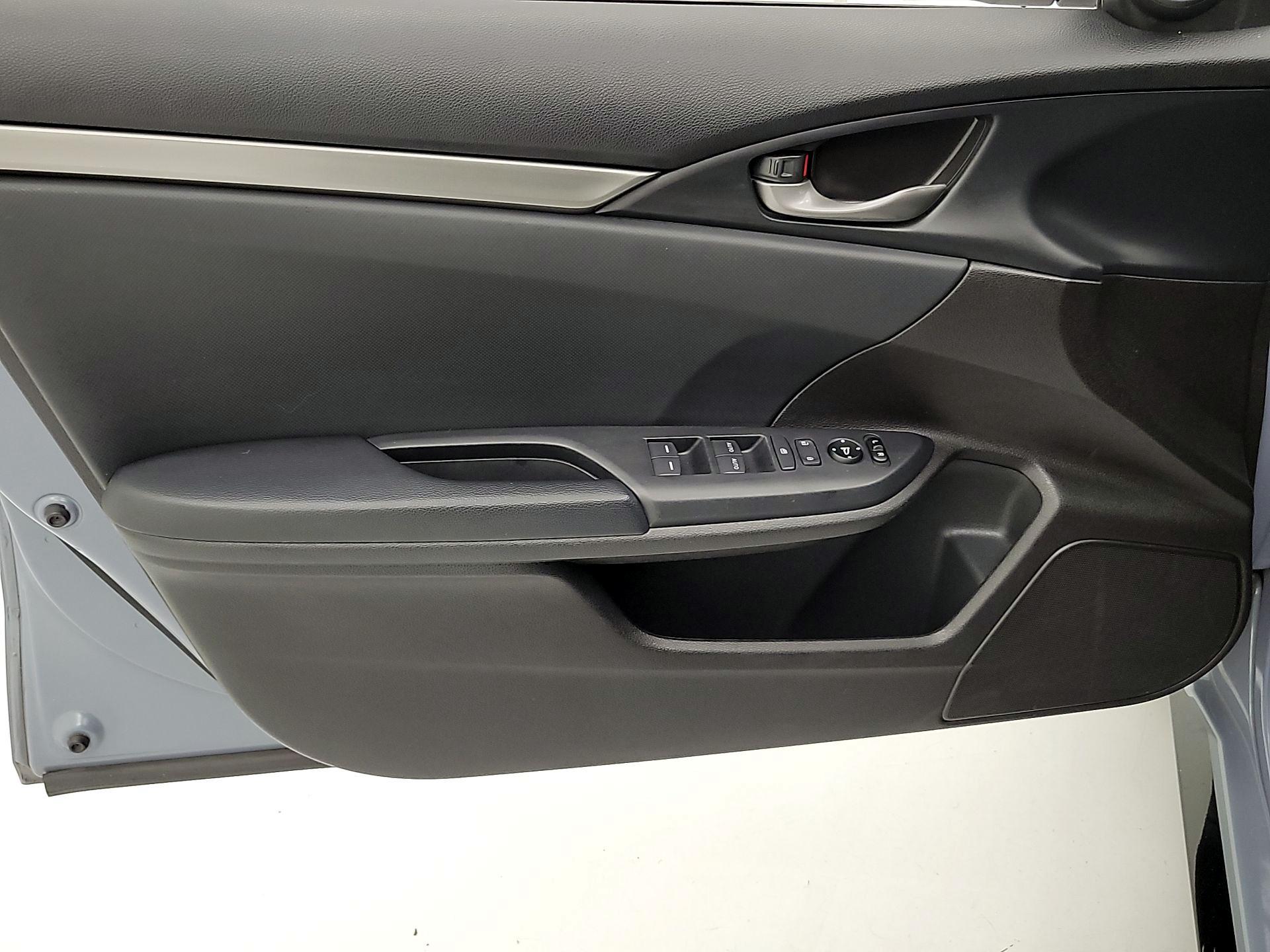 Thumbnail: 2021 Honda Civic - 12