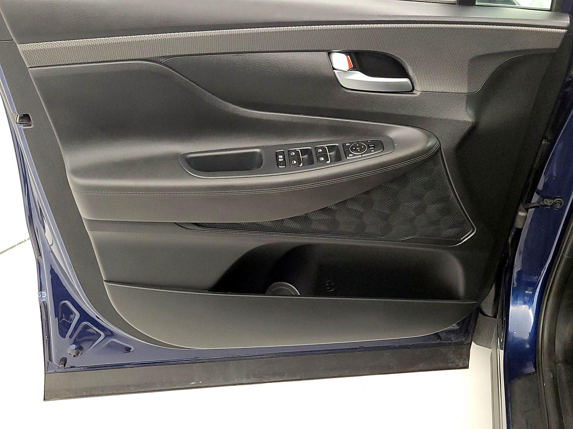 Thumbnail: 2020 Hyundai Santa Fe - 12