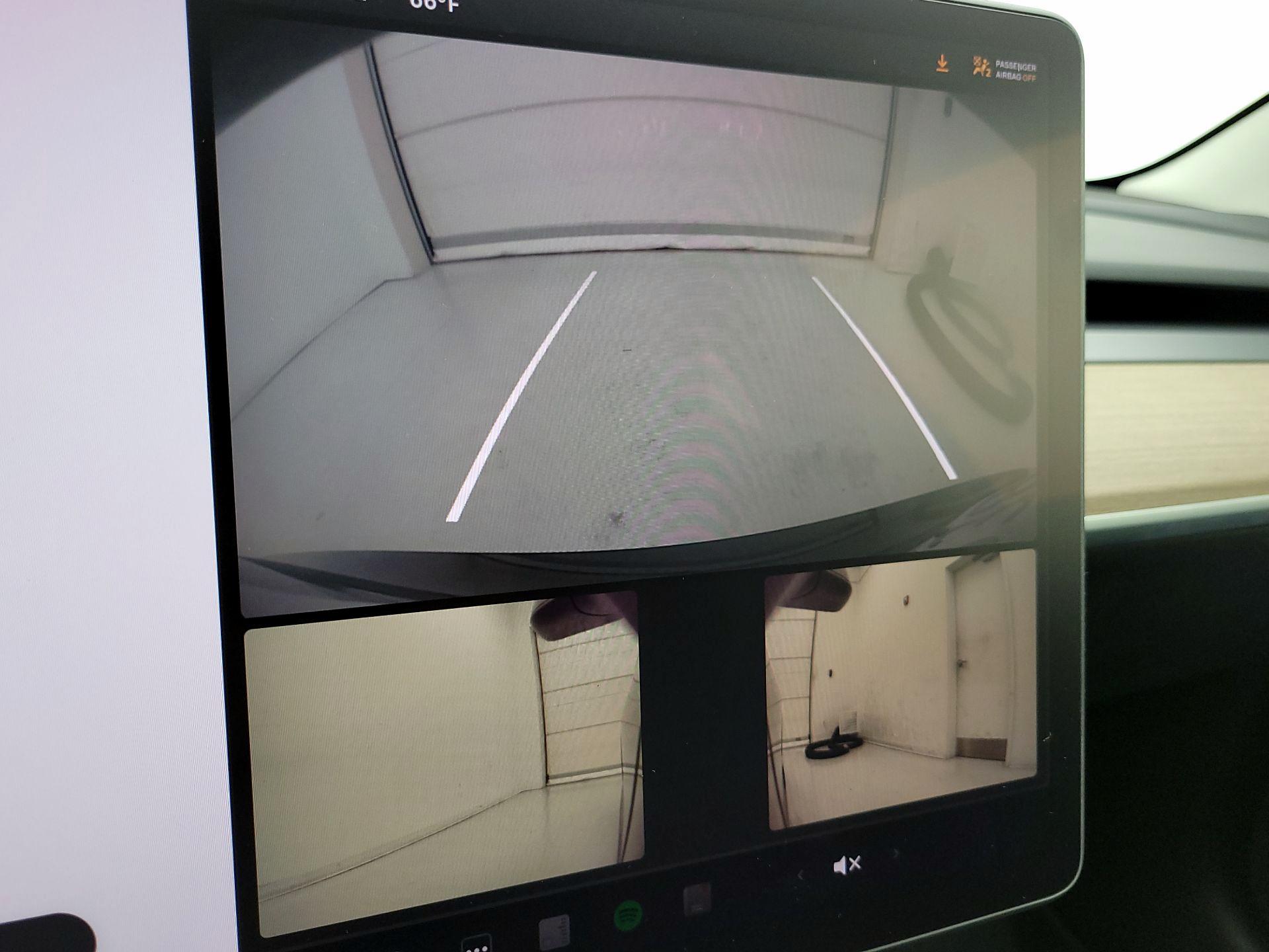 Thumbnail: 2023 Tesla Model 3 - 14