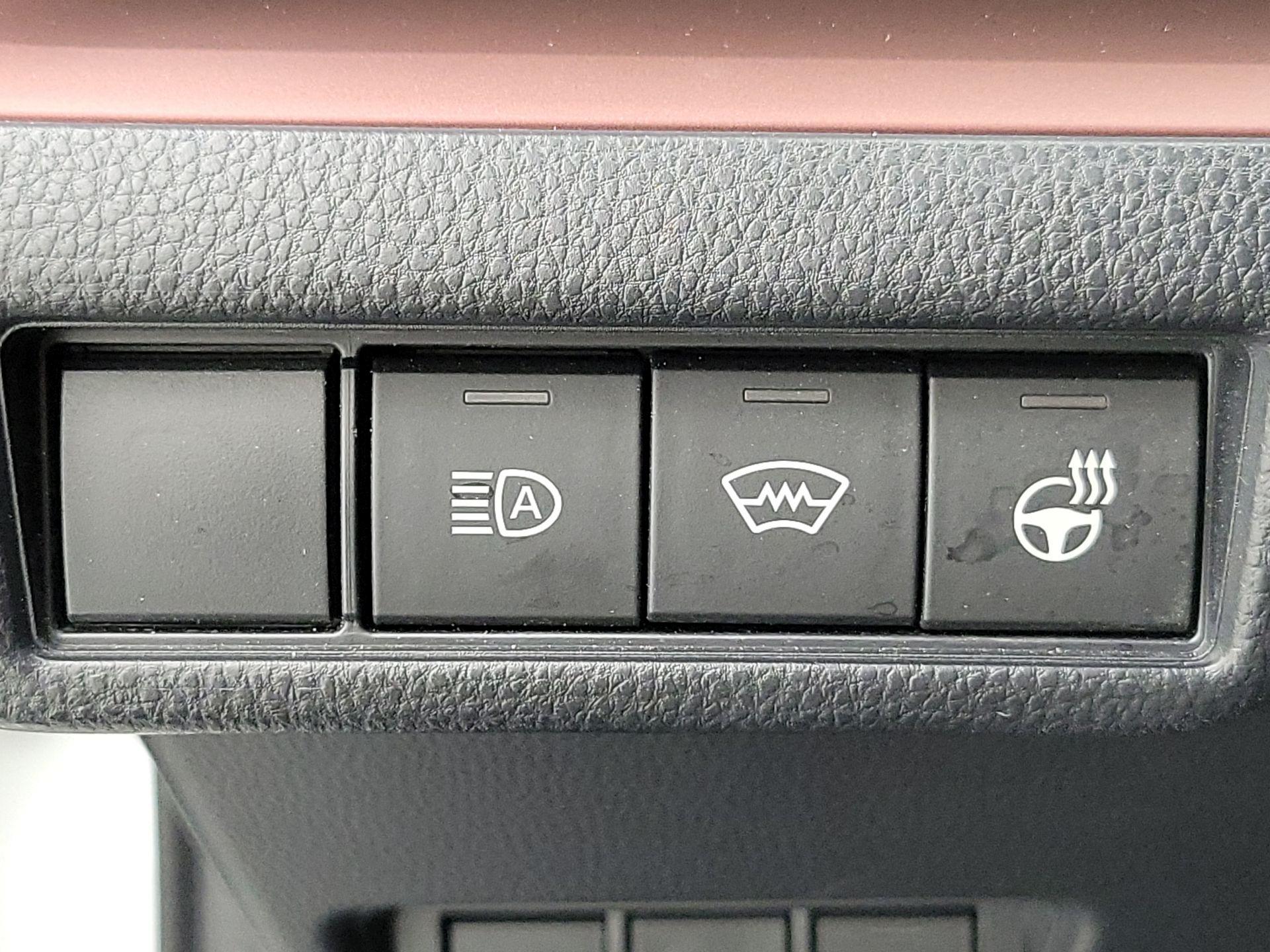 Thumbnail: 2023 Toyota Prius Prime - 13