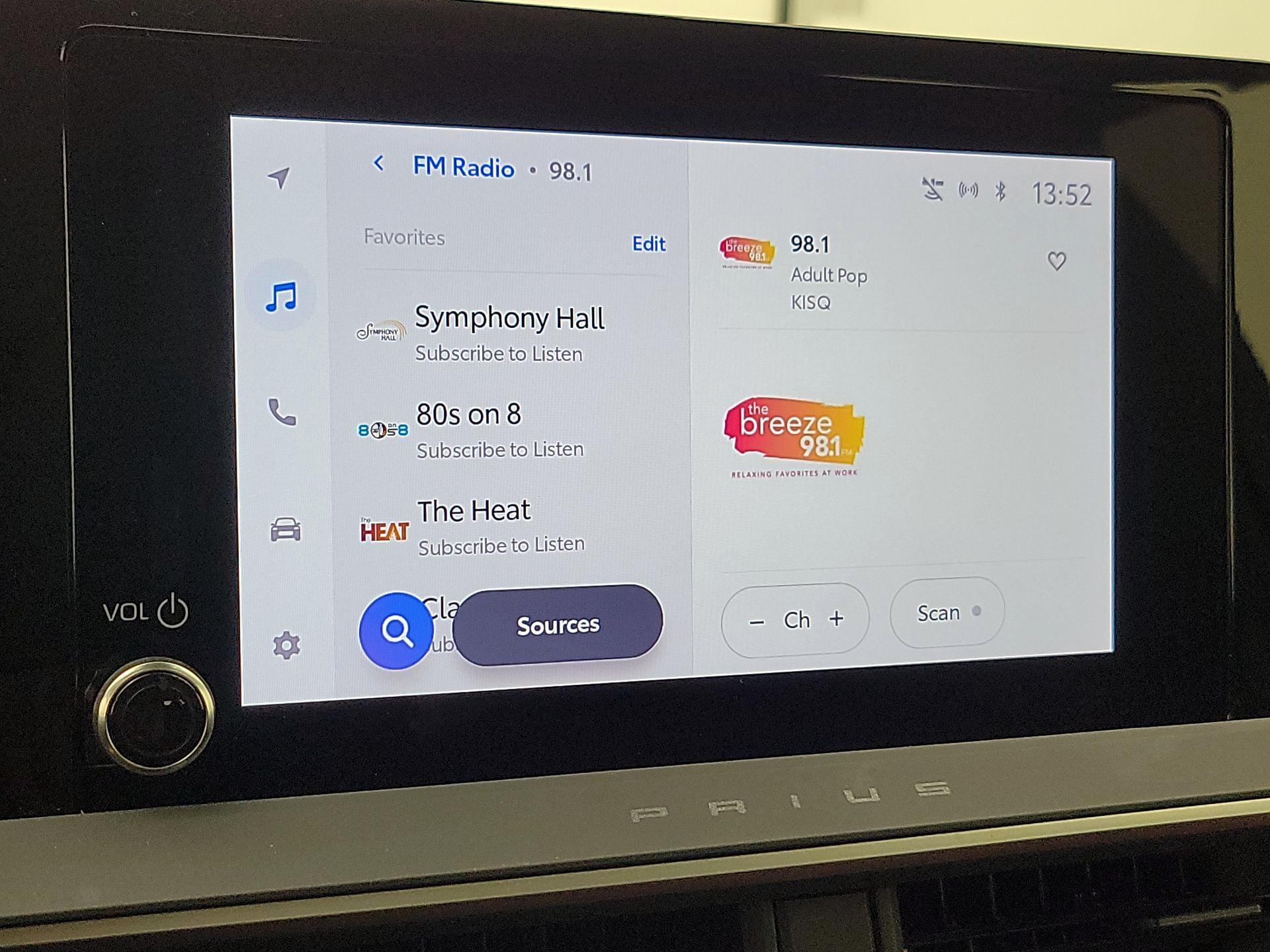 Thumbnail: 2023 Toyota Prius Prime - 15