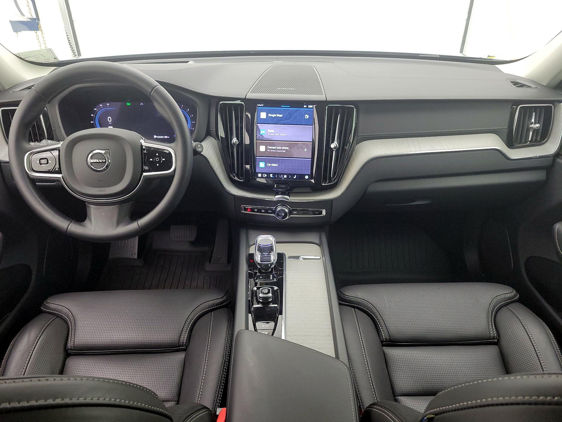 Thumbnail: 2025 Volvo XC60 - 9