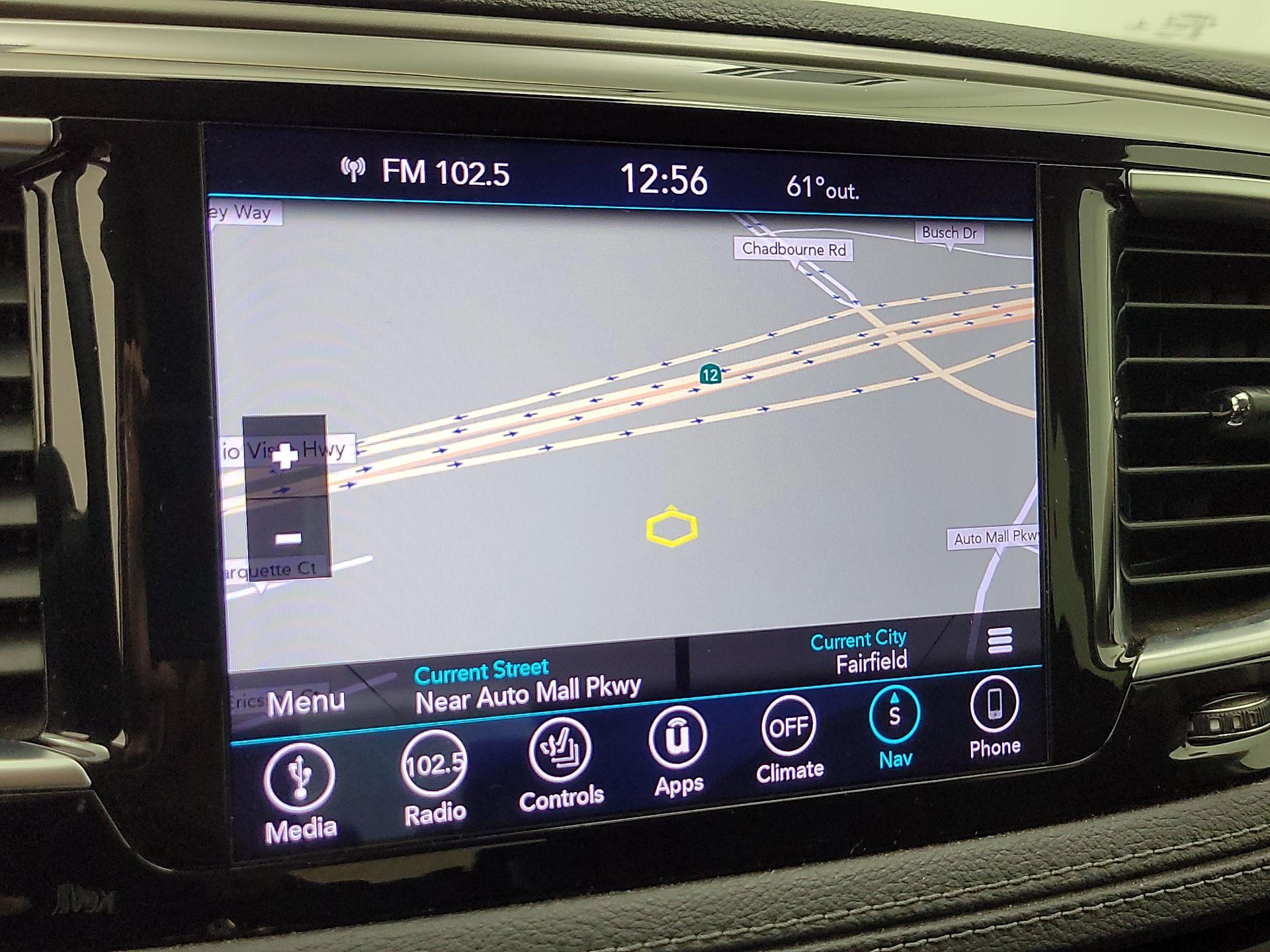 Thumbnail: 2018 Chrysler Pacifica - 14