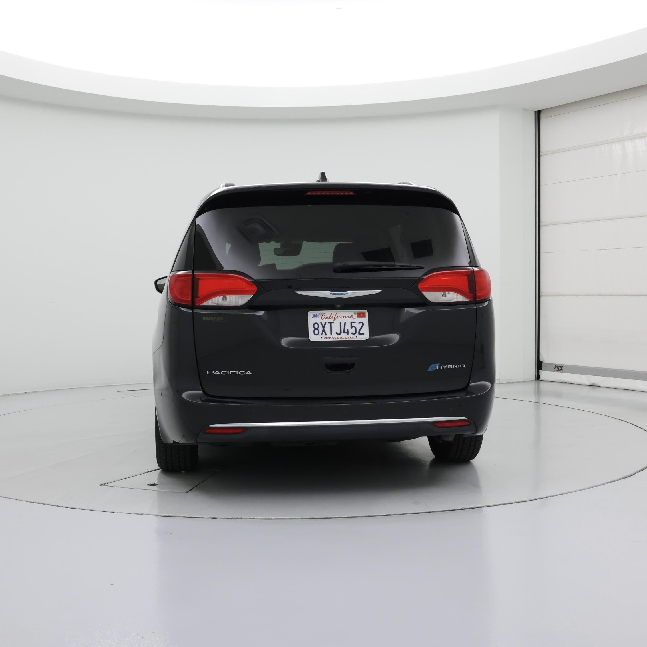 Thumbnail: 2018 Chrysler Pacifica - 6