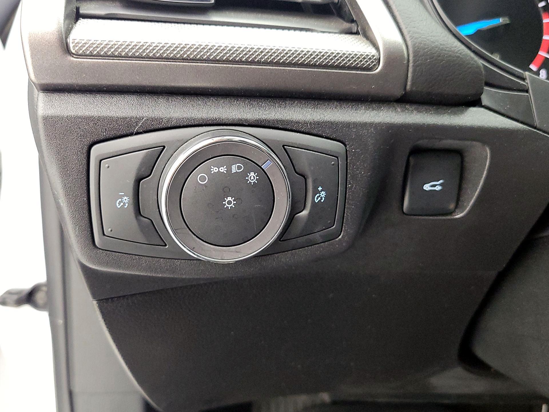 Thumbnail: 2019 Ford Fusion - 13