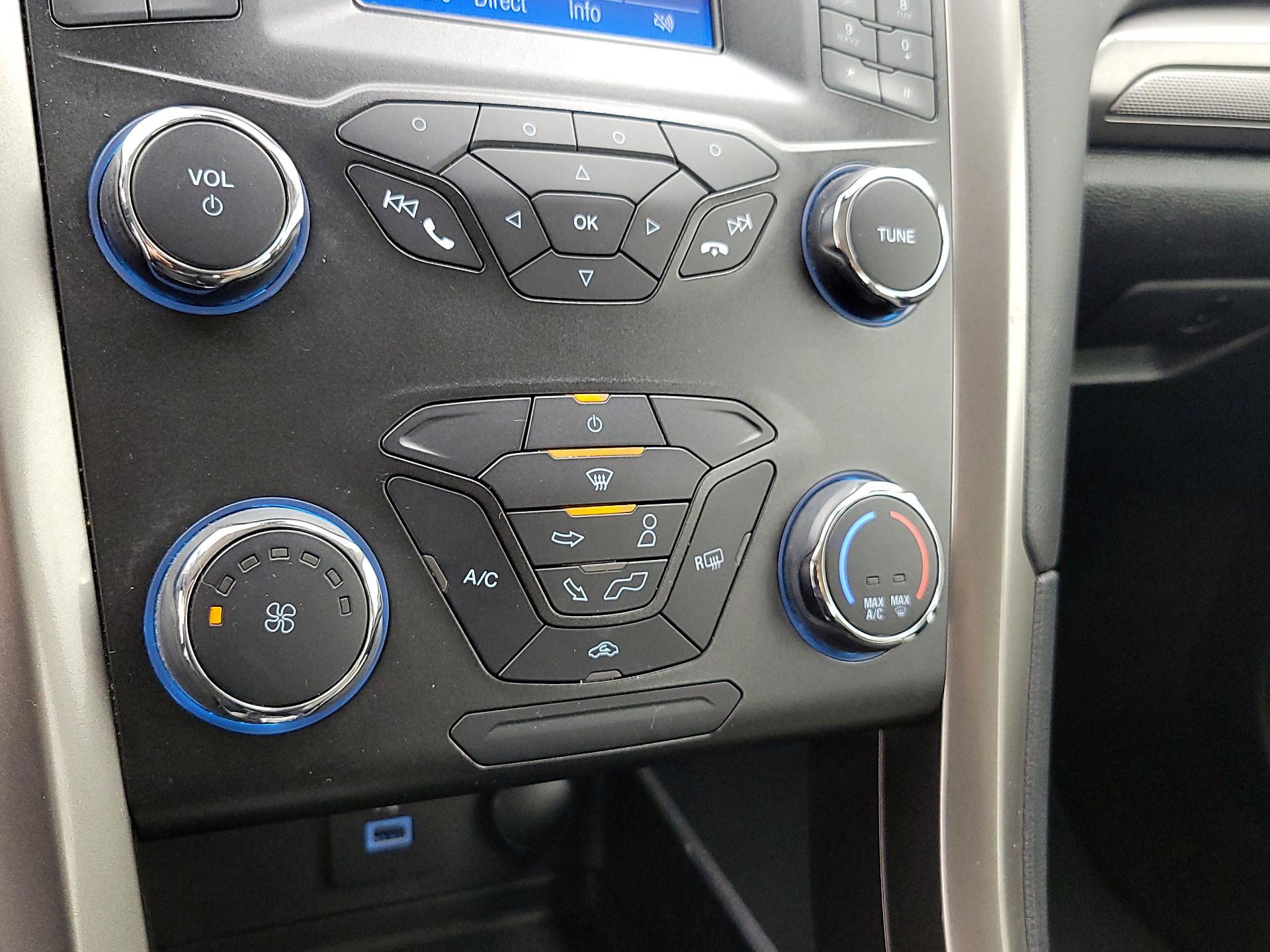 Thumbnail: 2019 Ford Fusion - 16