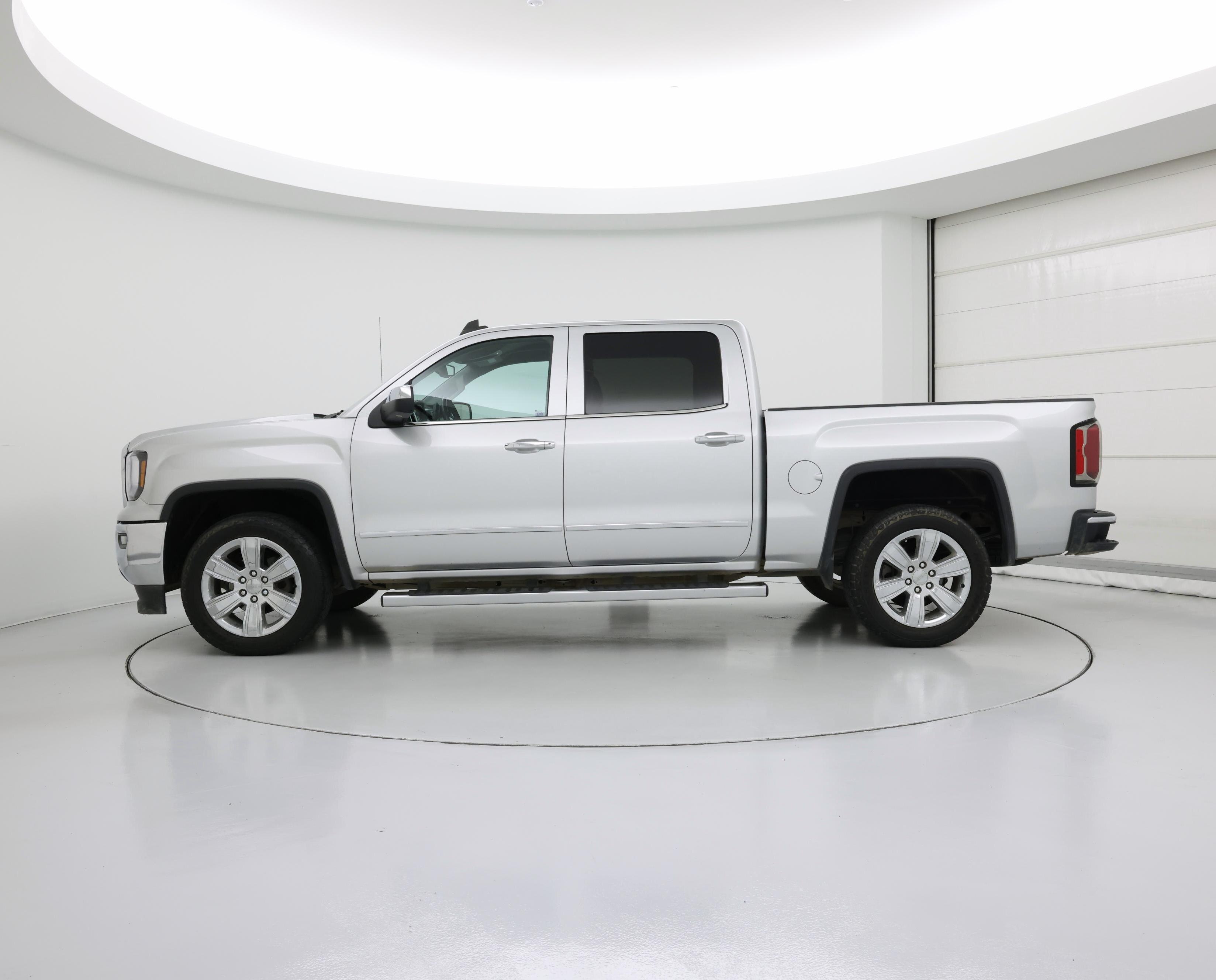 Thumbnail: 2018 GMC Sierra 1500 - 3