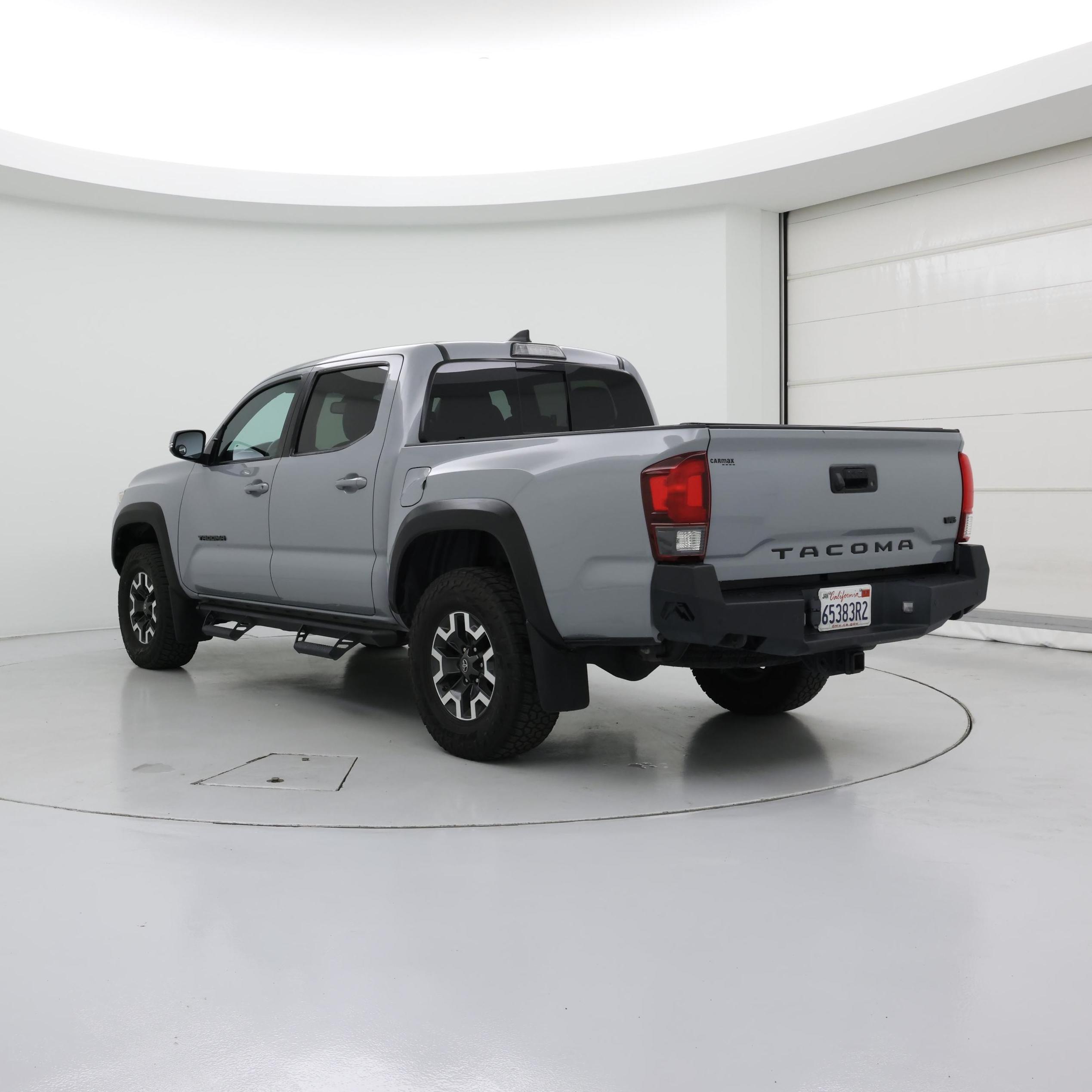 Thumbnail: 2019 Toyota Tacoma - 2