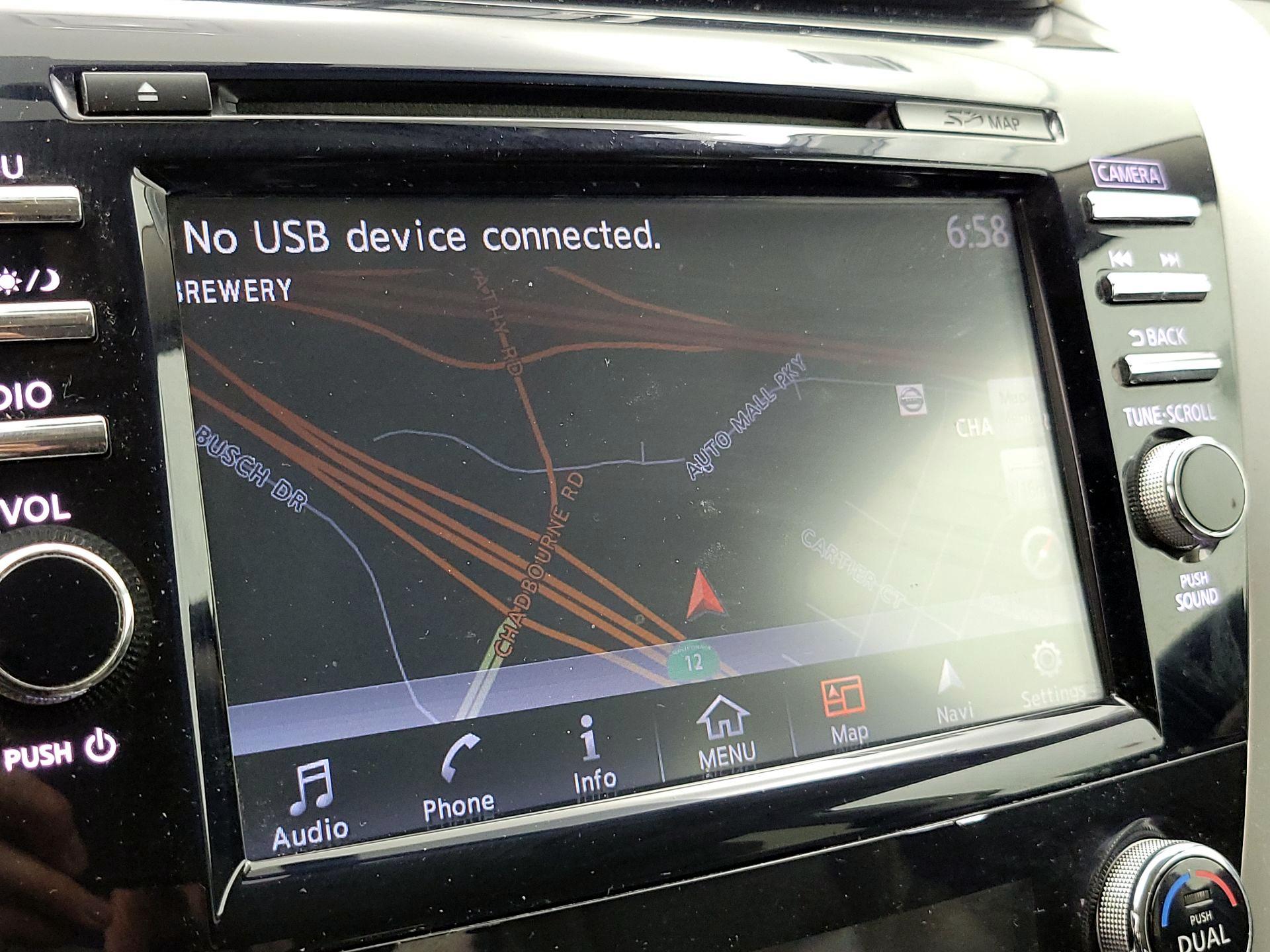 Thumbnail: 2015 Nissan Murano - 14