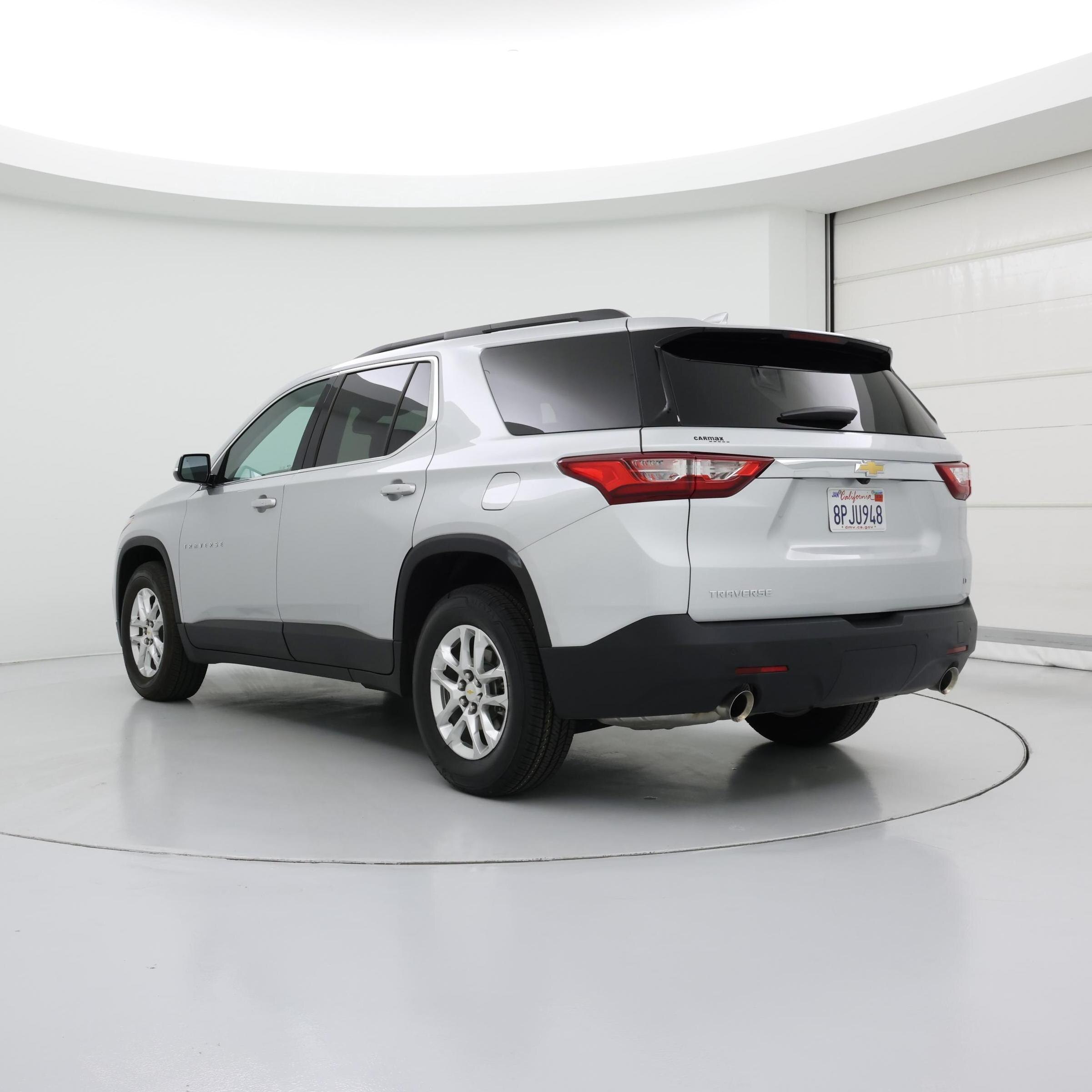 Thumbnail: 2021 Chevrolet Traverse - 2