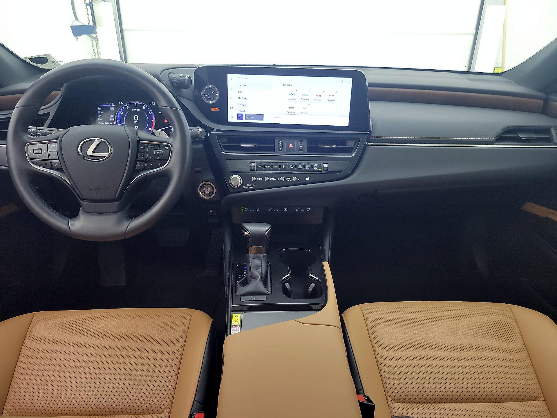 Thumbnail: 2023 Lexus ES - 9