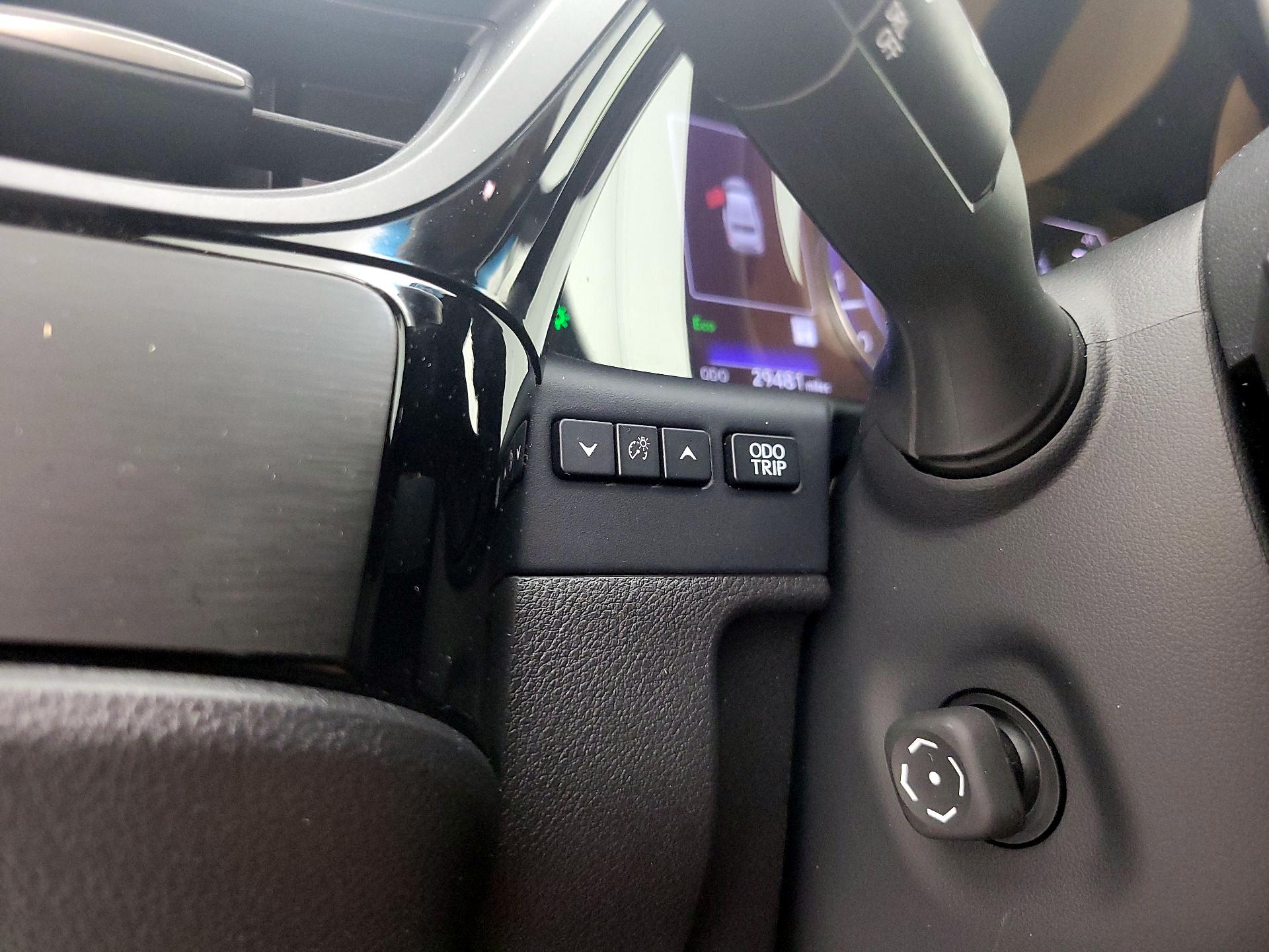 Thumbnail: 2023 Lexus ES - 13