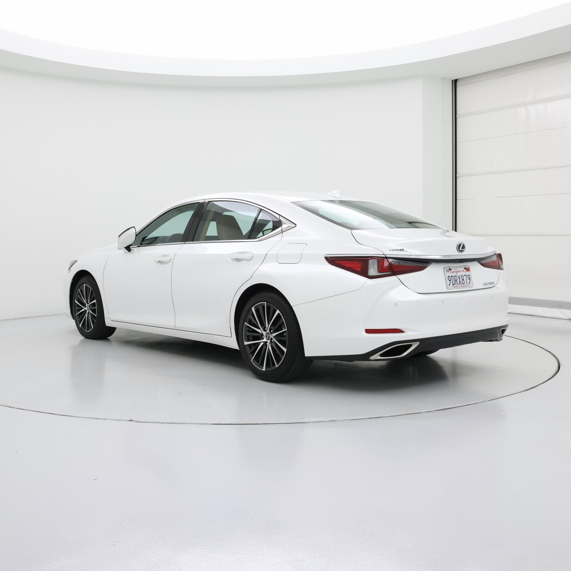 Thumbnail: 2023 Lexus ES - 2