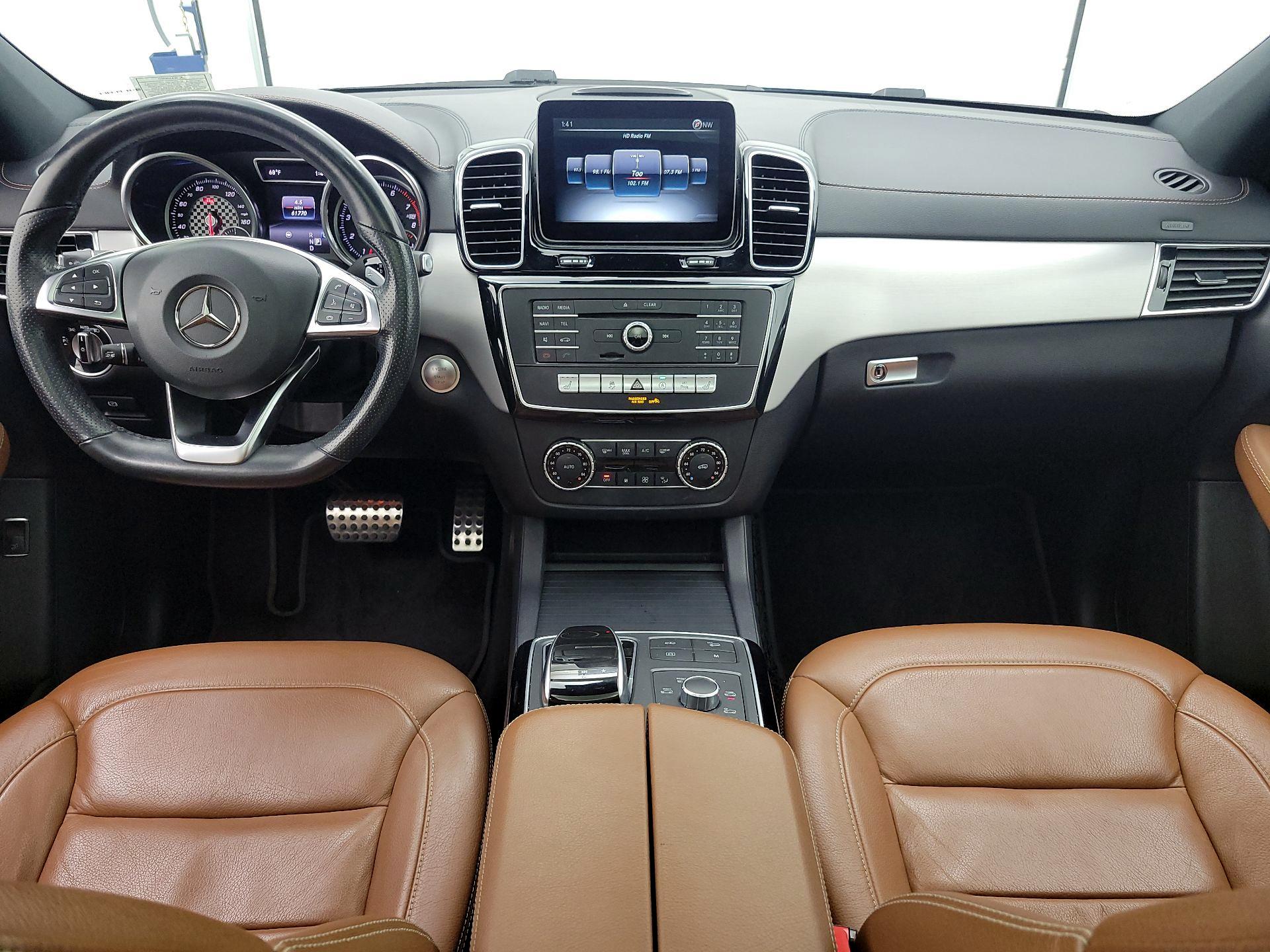 Thumbnail: 2017 Mercedes-Benz GLE - 9