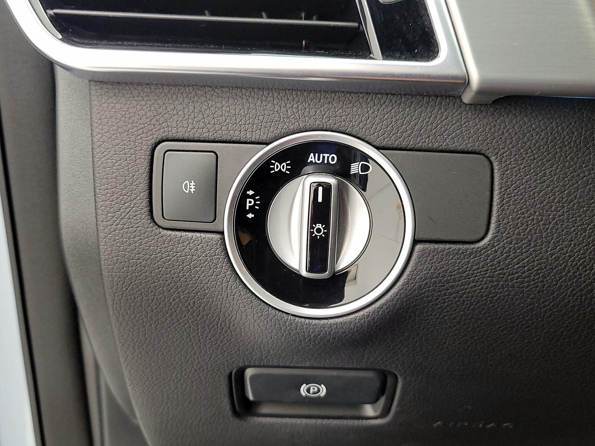 Thumbnail: 2017 Mercedes-Benz GLE - 13