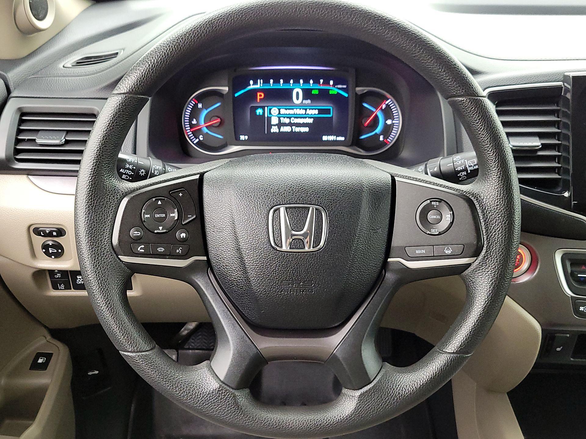 Thumbnail: 2019 Honda Pilot - 10