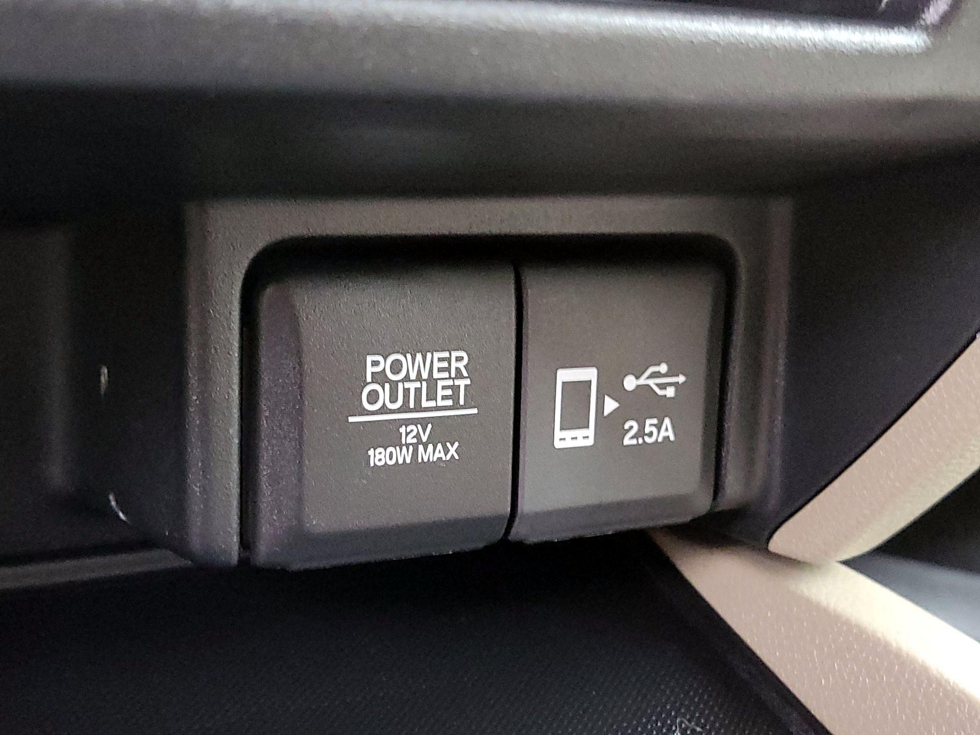 Thumbnail: 2019 Honda Pilot - 18