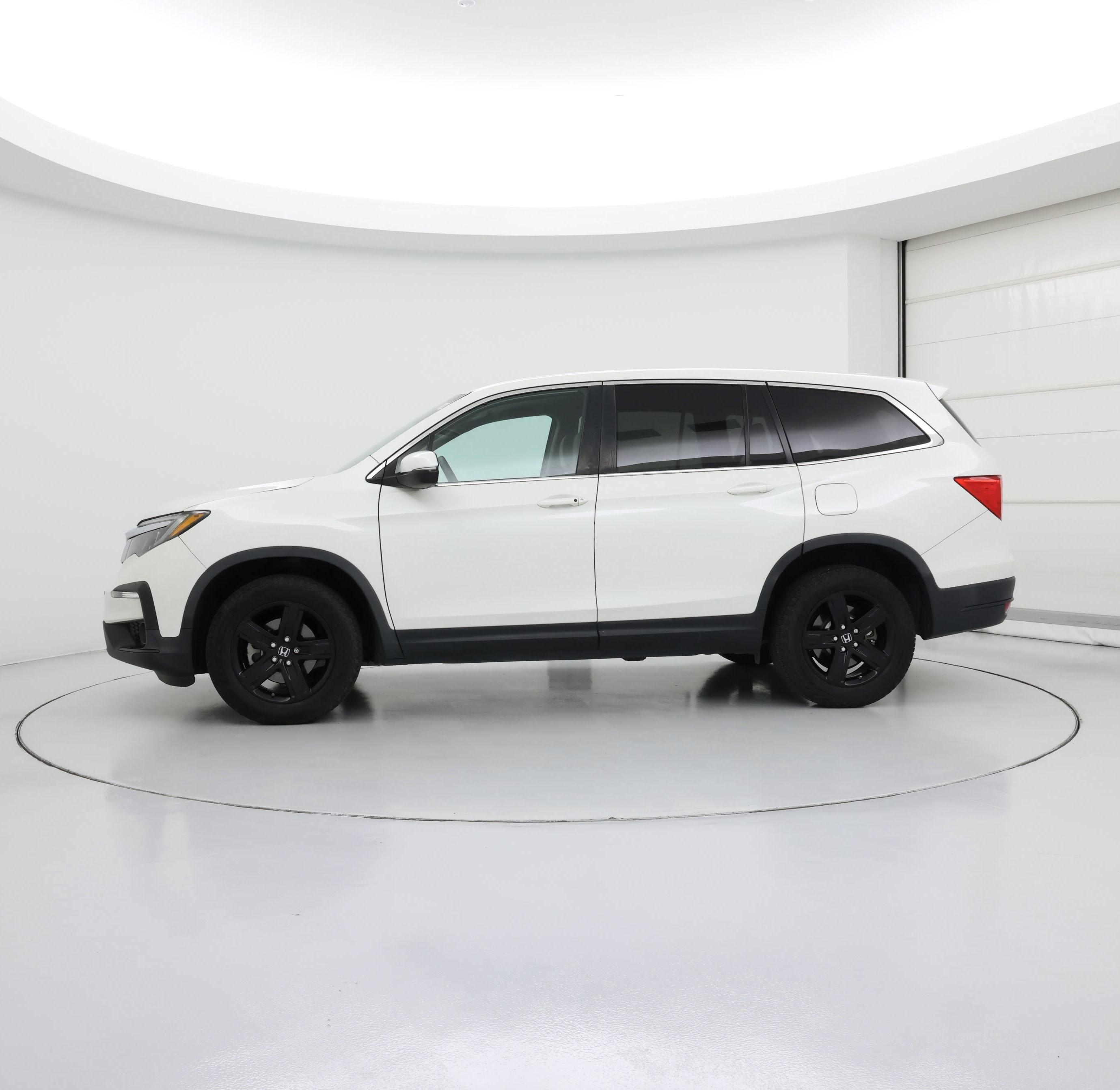 Thumbnail: 2019 Honda Pilot - 3