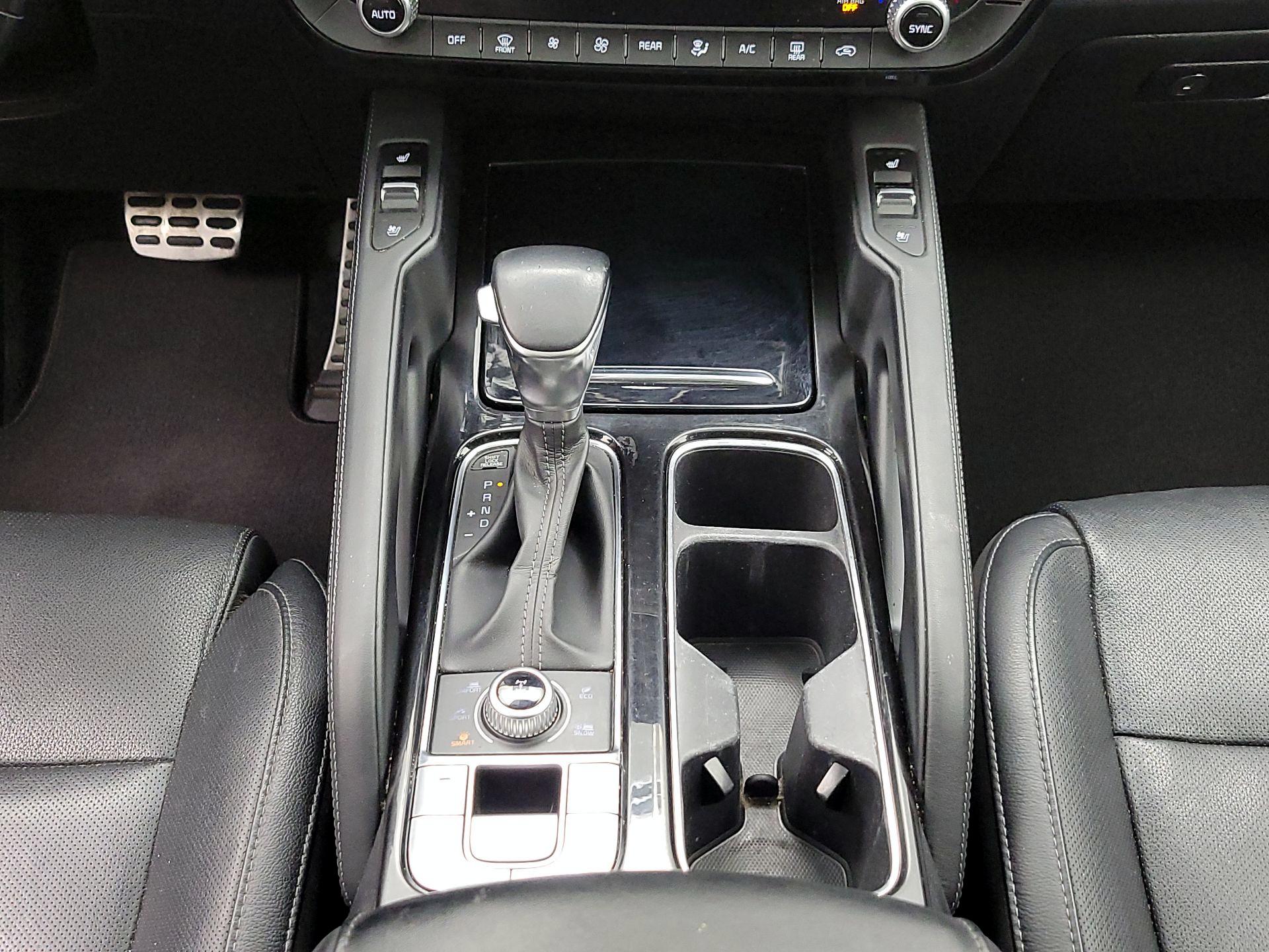 Thumbnail: 2021 Kia Telluride - 18