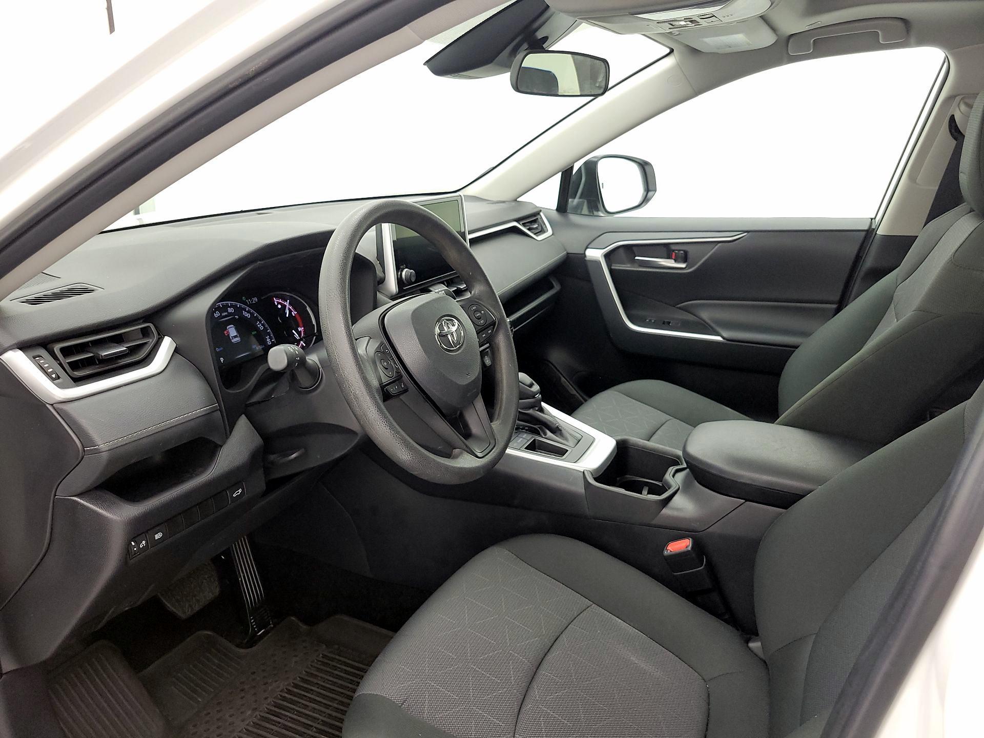 Thumbnail: 2024 Toyota RAV4 - 11