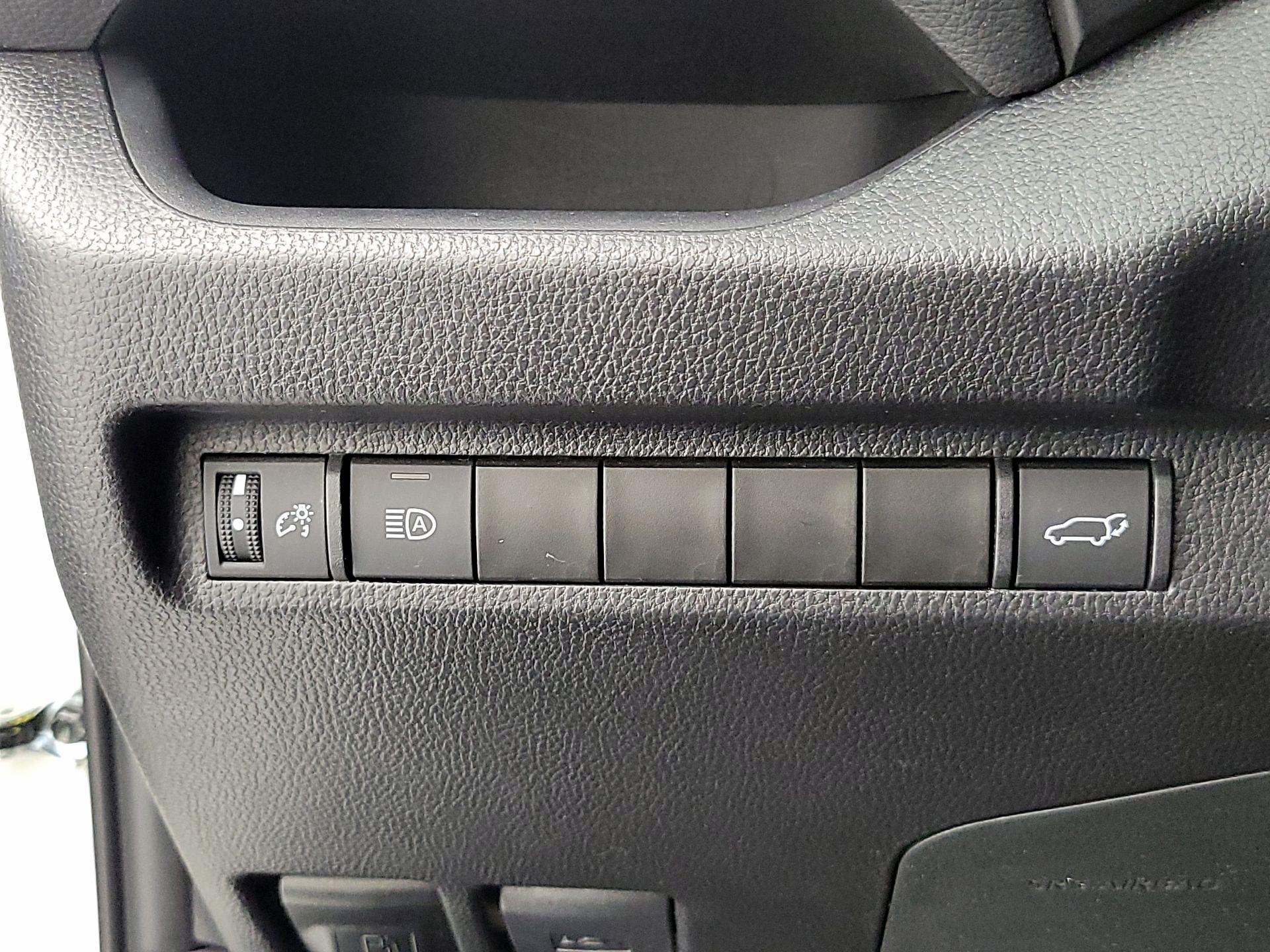 Thumbnail: 2024 Toyota RAV4 - 13