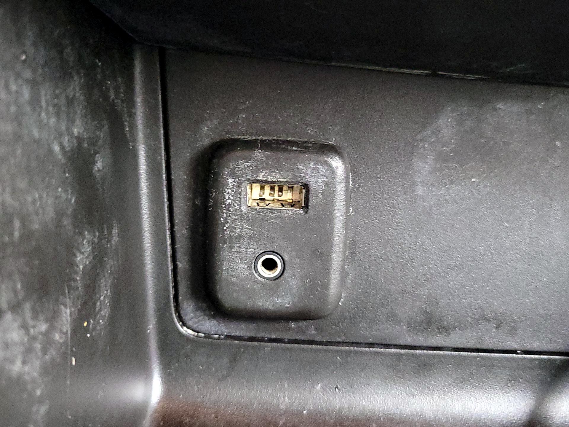 Thumbnail: 2018 Chevrolet Colorado - 18