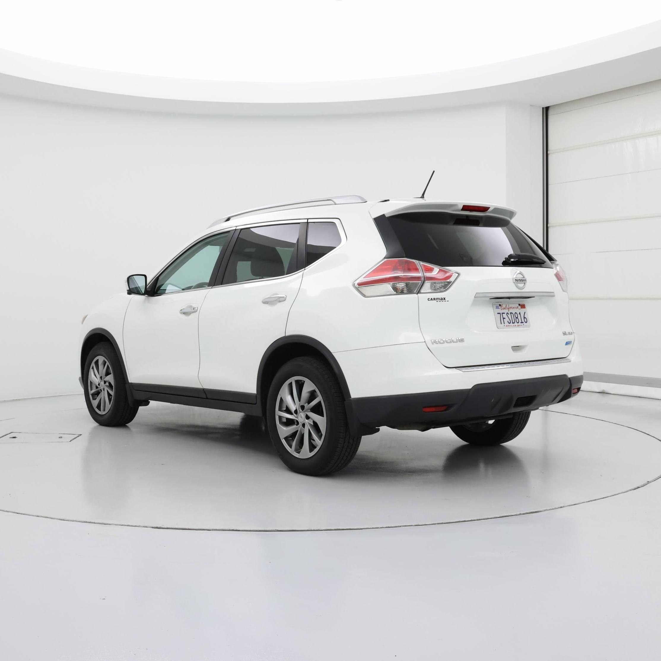 Thumbnail: 2014 Nissan Rogue - 2