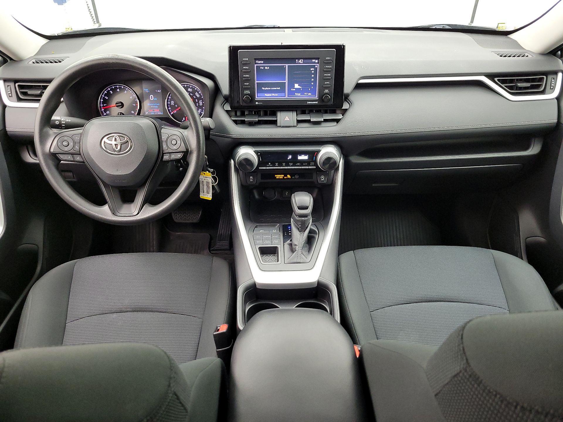 Thumbnail: 2020 Toyota RAV4 - 9