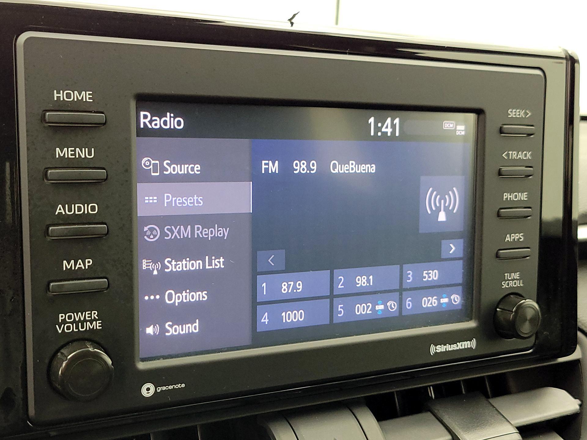 Thumbnail: 2020 Toyota RAV4 - 15