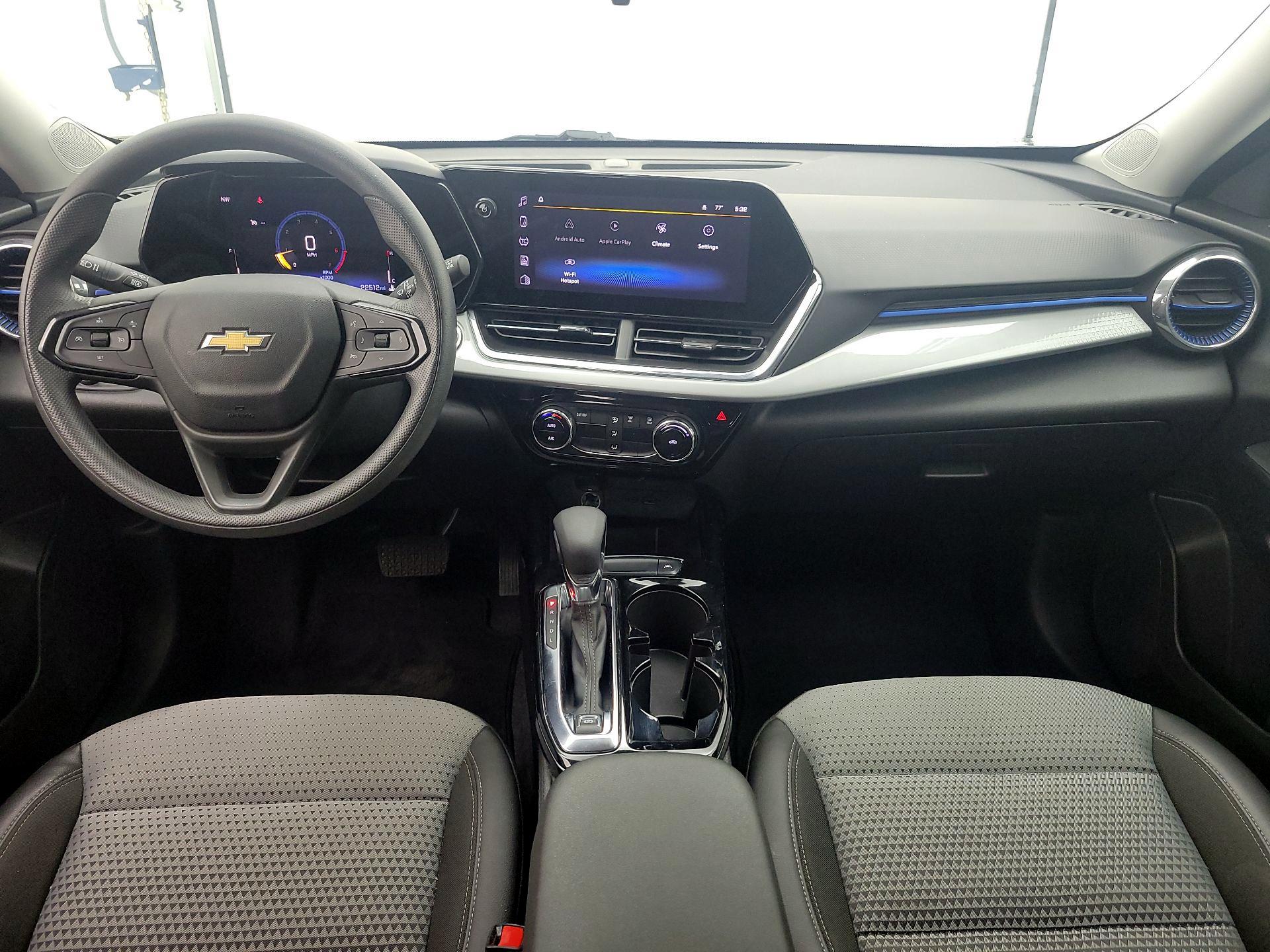 Thumbnail: 2025 Chevrolet Trax - 9