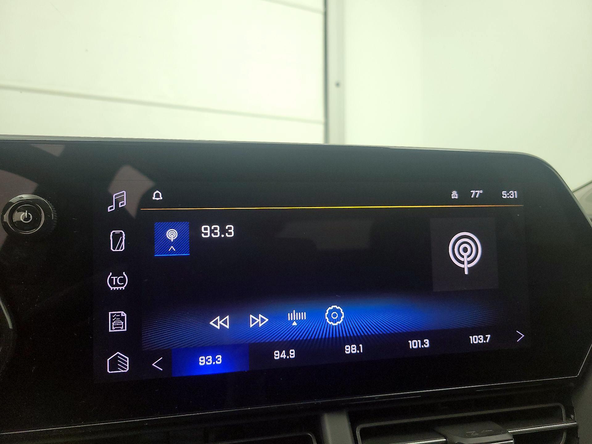 Thumbnail: 2025 Chevrolet Trax - 15